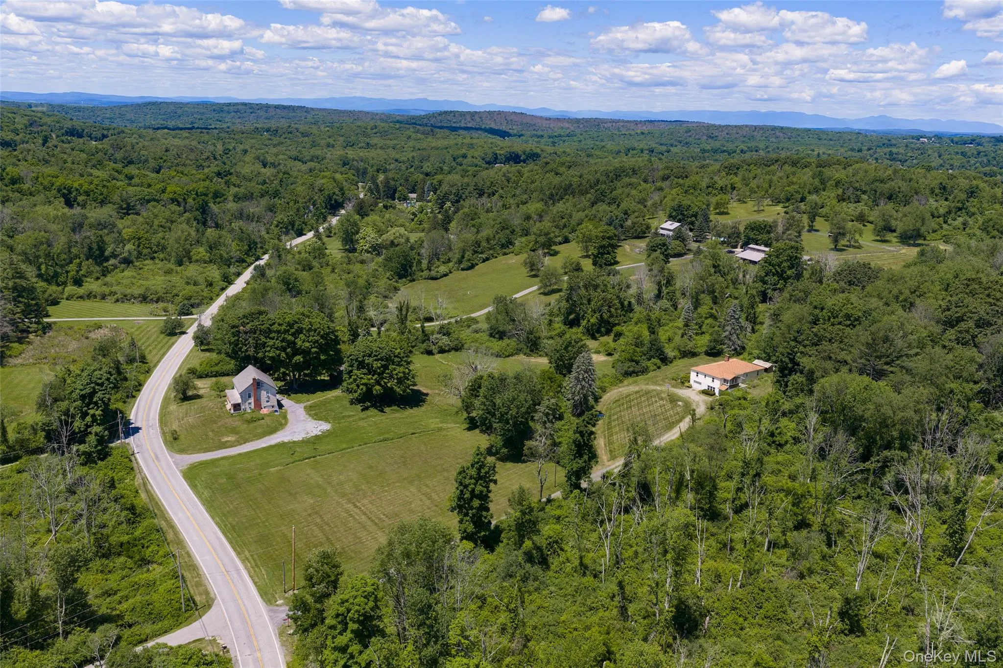 229 Clove Road, Union Vale, NY, 4 Bedrooms Bedrooms, 13 Rooms Rooms,2 BathroomsBathrooms,Residential,For Rent,Clove,0,KEY1006979 229 Clove Road, Union Vale, NY, 4 Bedrooms Bedrooms, 13 Rooms Rooms,2 BathroomsBathrooms,Residential,For Rent,Clove,0,KEY1006979
