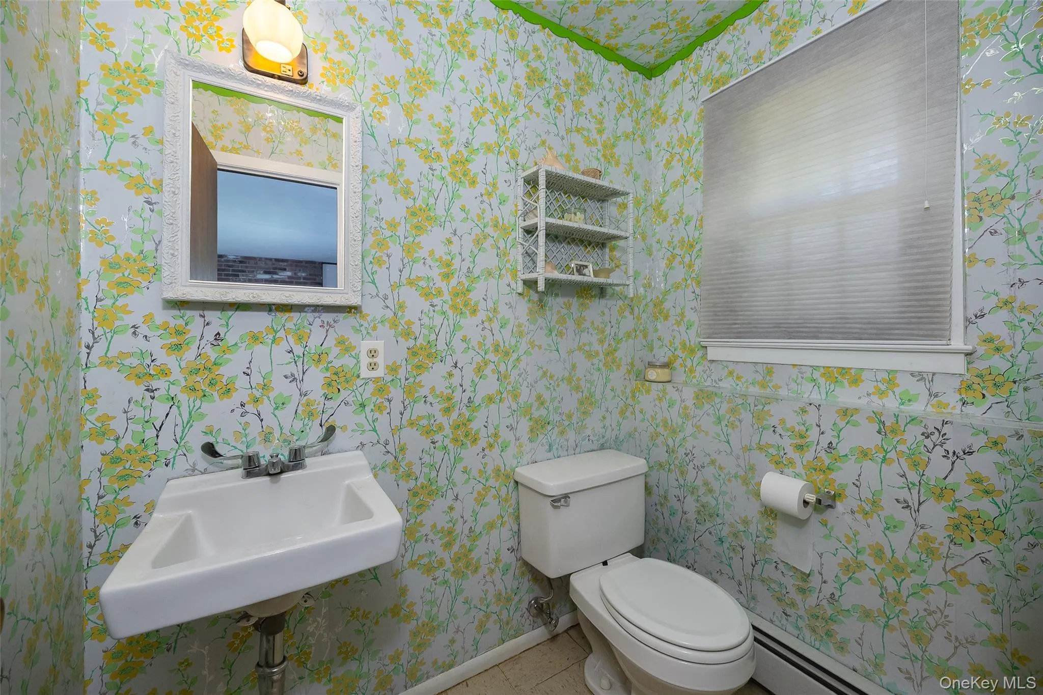 86 Keats Drive, New Windsor, NY, 3 Bedrooms Bedrooms, 10 Rooms Rooms,1 BathroomBathrooms,Residential,For Rent,Keats,0,1006980 86 Keats Drive, New Windsor, NY, 3 Bedrooms Bedrooms, 10 Rooms Rooms,1 BathroomBathrooms,Residential,For Rent,Keats,0,1006980