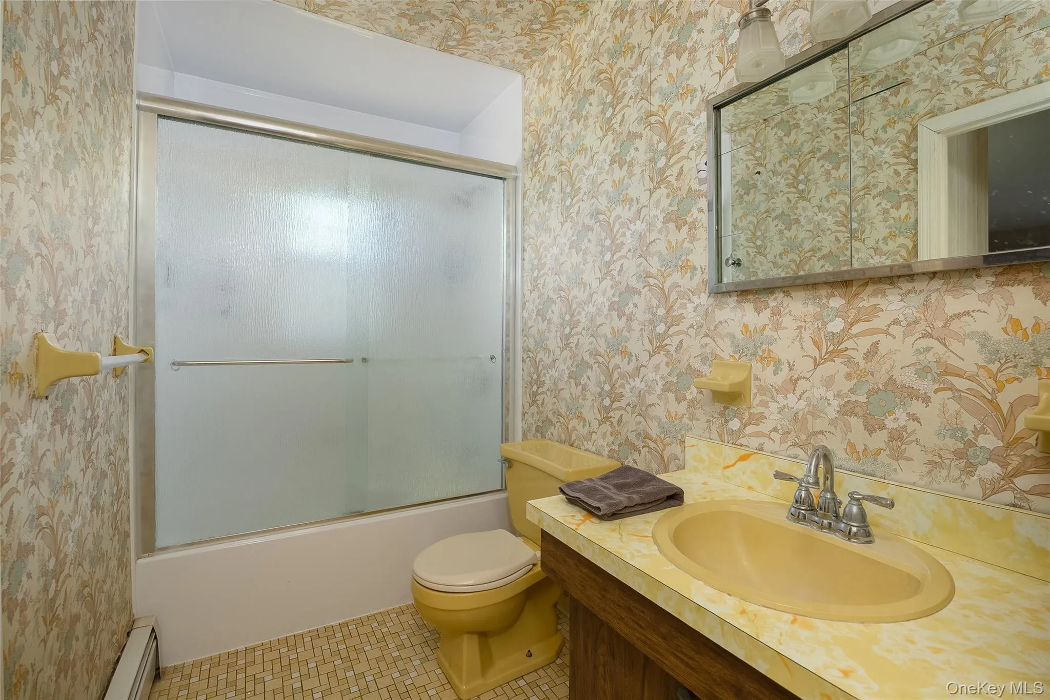 86 Keats Drive, New Windsor, NY, 3 Bedrooms Bedrooms, 10 Rooms Rooms,1 BathroomBathrooms,Residential,For Rent,Keats,0,1006980 86 Keats Drive, New Windsor, NY, 3 Bedrooms Bedrooms, 10 Rooms Rooms,1 BathroomBathrooms,Residential,For Rent,Keats,0,1006980