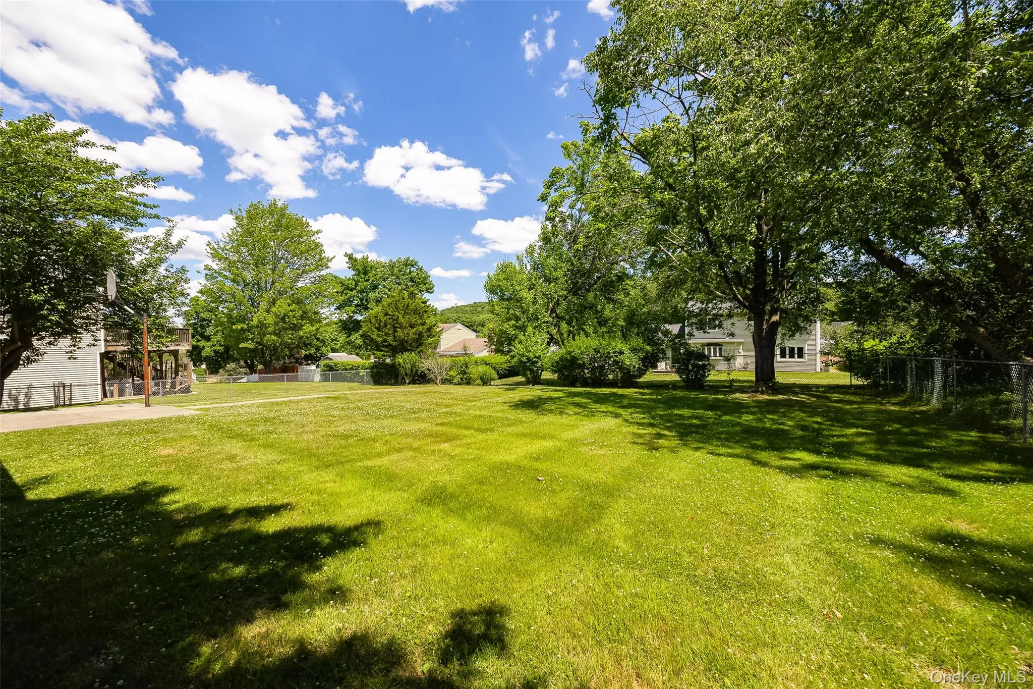 86 Keats Drive, New Windsor, NY, 3 Bedrooms Bedrooms, 10 Rooms Rooms,1 BathroomBathrooms,Residential,For Rent,Keats,0,1006980 86 Keats Drive, New Windsor, NY, 3 Bedrooms Bedrooms, 10 Rooms Rooms,1 BathroomBathrooms,Residential,For Rent,Keats,0,1006980
