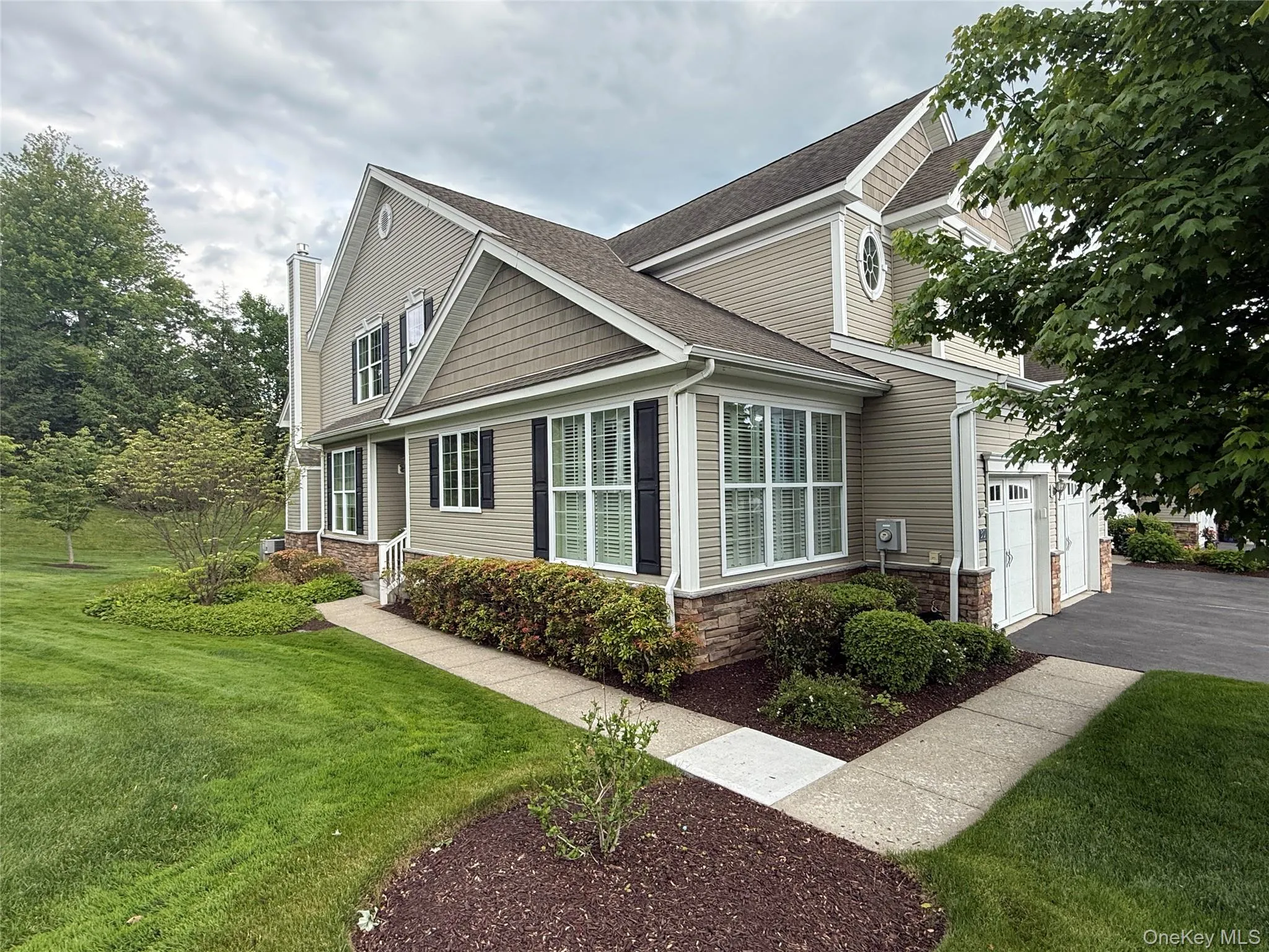 30 Pritchard Court, Fishkill, NY, 2 Bedrooms Bedrooms, 10 Rooms Rooms,2 BathroomsBathrooms,Residential,For Rent,Pritchard,0,1006983 30 Pritchard Court, Fishkill, NY, 2 Bedrooms Bedrooms, 10 Rooms Rooms,2 BathroomsBathrooms,Residential,For Rent,Pritchard,0,1006983