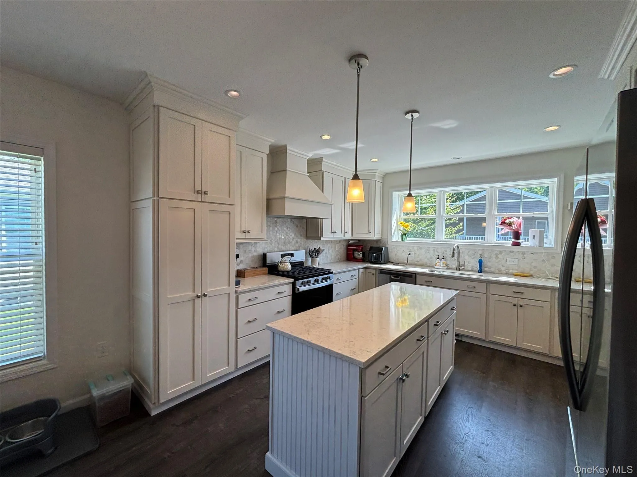 1661 Old Country Road, Riverhead, NY, 2 Bedrooms Bedrooms, 5 Rooms Rooms,2 BathroomsBathrooms,Residential,For Rent,Old Country,0,1006987 1661 Old Country Road, Riverhead, NY, 2 Bedrooms Bedrooms, 5 Rooms Rooms,2 BathroomsBathrooms,Residential,For Rent,Old Country,0,1006987