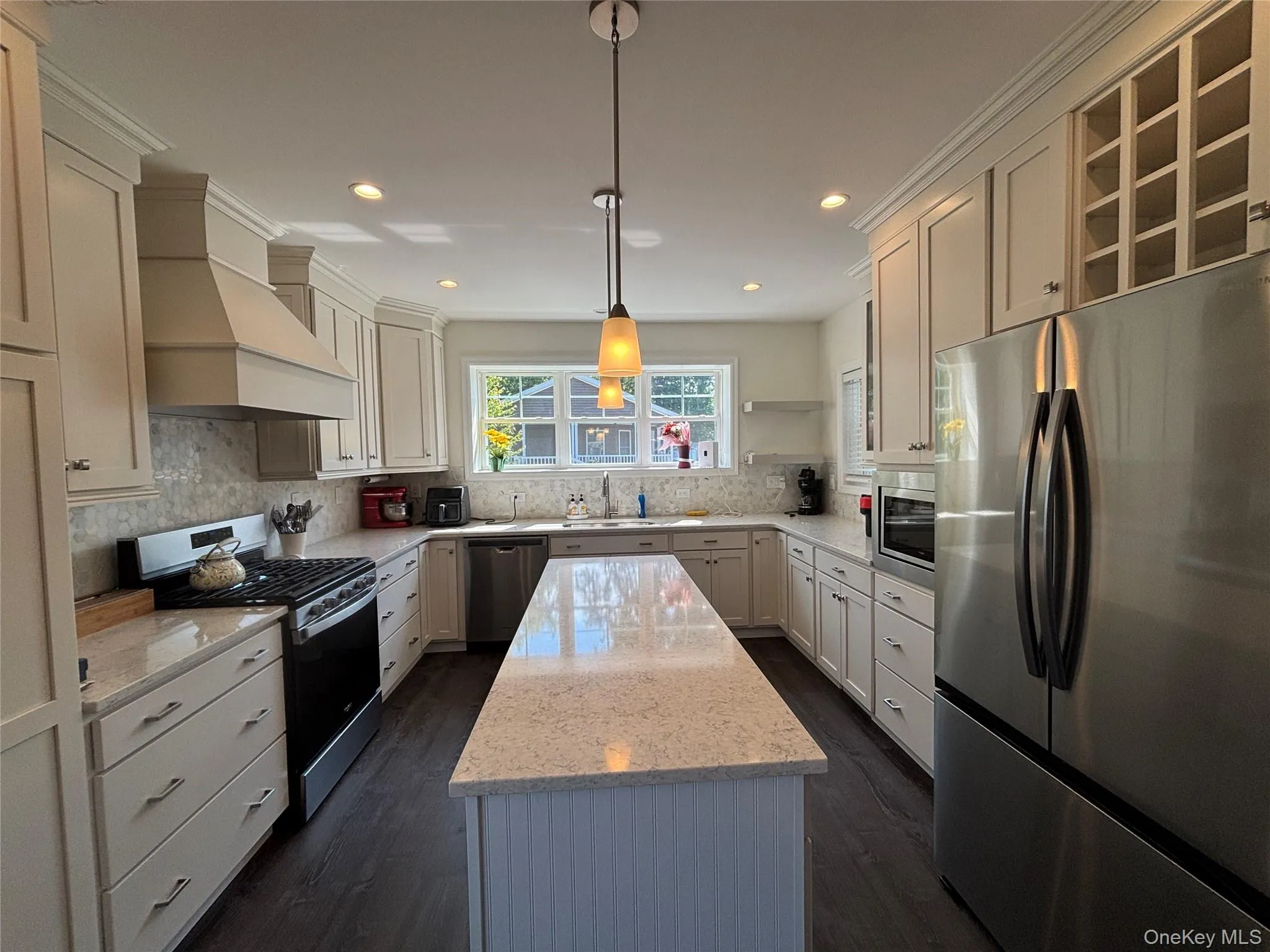1661 Old Country Road, Riverhead, NY, 2 Bedrooms Bedrooms, 5 Rooms Rooms,2 BathroomsBathrooms,Residential,For Rent,Old Country,0,1006987 1661 Old Country Road, Riverhead, NY, 2 Bedrooms Bedrooms, 5 Rooms Rooms,2 BathroomsBathrooms,Residential,For Rent,Old Country,0,1006987