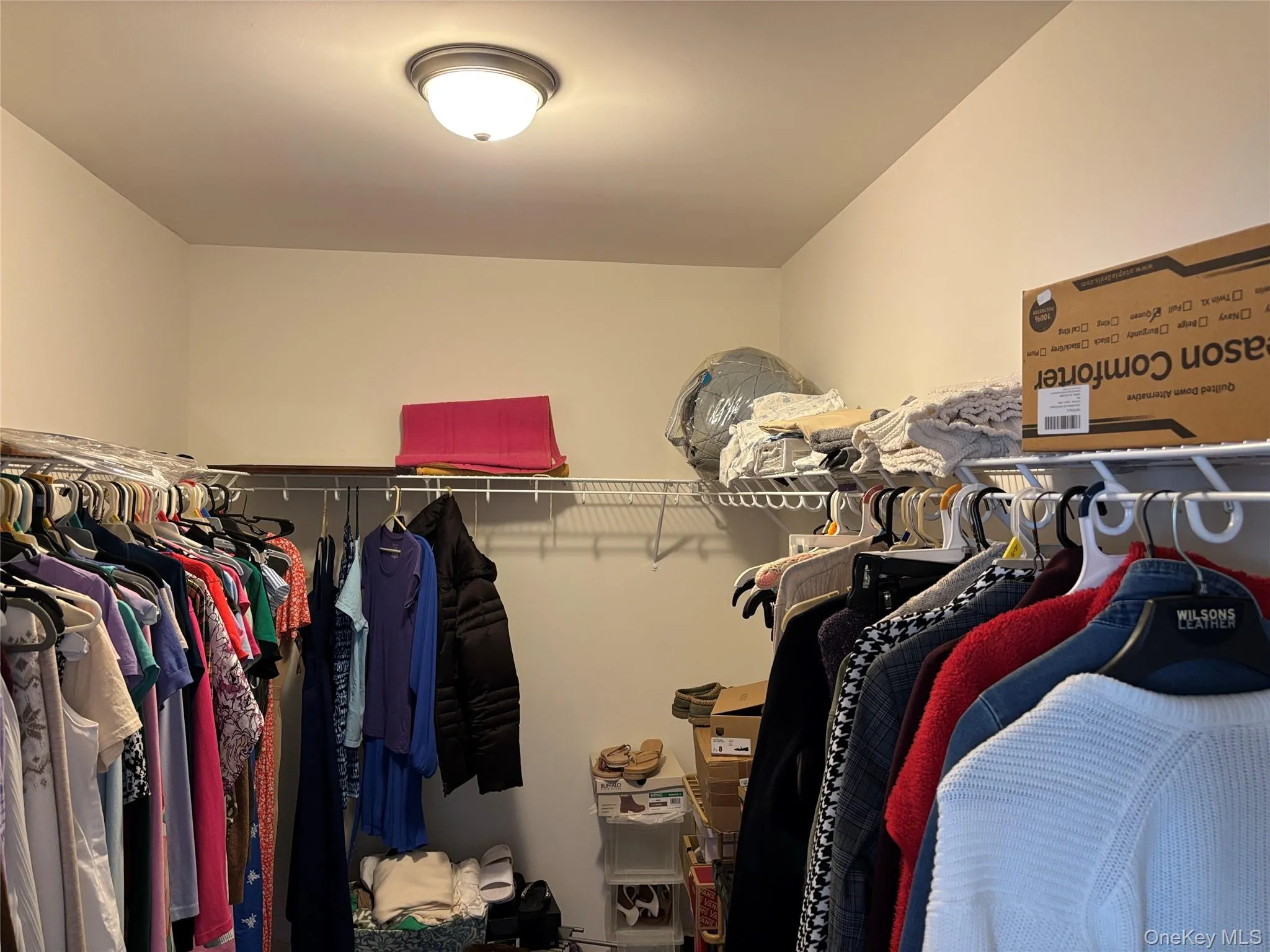 1661 Old Country Road, Riverhead, NY, 2 Bedrooms Bedrooms, 5 Rooms Rooms,2 BathroomsBathrooms,Residential,For Rent,Old Country,0,1006987 1661 Old Country Road, Riverhead, NY, 2 Bedrooms Bedrooms, 5 Rooms Rooms,2 BathroomsBathrooms,Residential,For Rent,Old Country,0,1006987