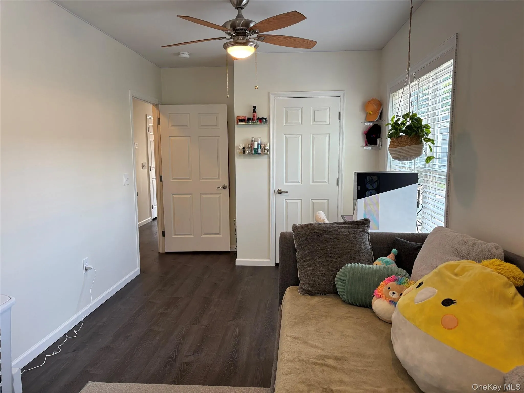 1661 Old Country Road, Riverhead, NY, 2 Bedrooms Bedrooms, 5 Rooms Rooms,2 BathroomsBathrooms,Residential,For Rent,Old Country,0,1006987 1661 Old Country Road, Riverhead, NY, 2 Bedrooms Bedrooms, 5 Rooms Rooms,2 BathroomsBathrooms,Residential,For Rent,Old Country,0,1006987