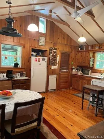 3 Perry Road, Highland, NY, 2 Bedrooms Bedrooms, 4 Rooms Rooms,1 BathroomBathrooms,Residential,For Rent,Perry,0,1006992 3 Perry Road, Highland, NY, 2 Bedrooms Bedrooms, 4 Rooms Rooms,1 BathroomBathrooms,Residential,For Rent,Perry,0,1006992