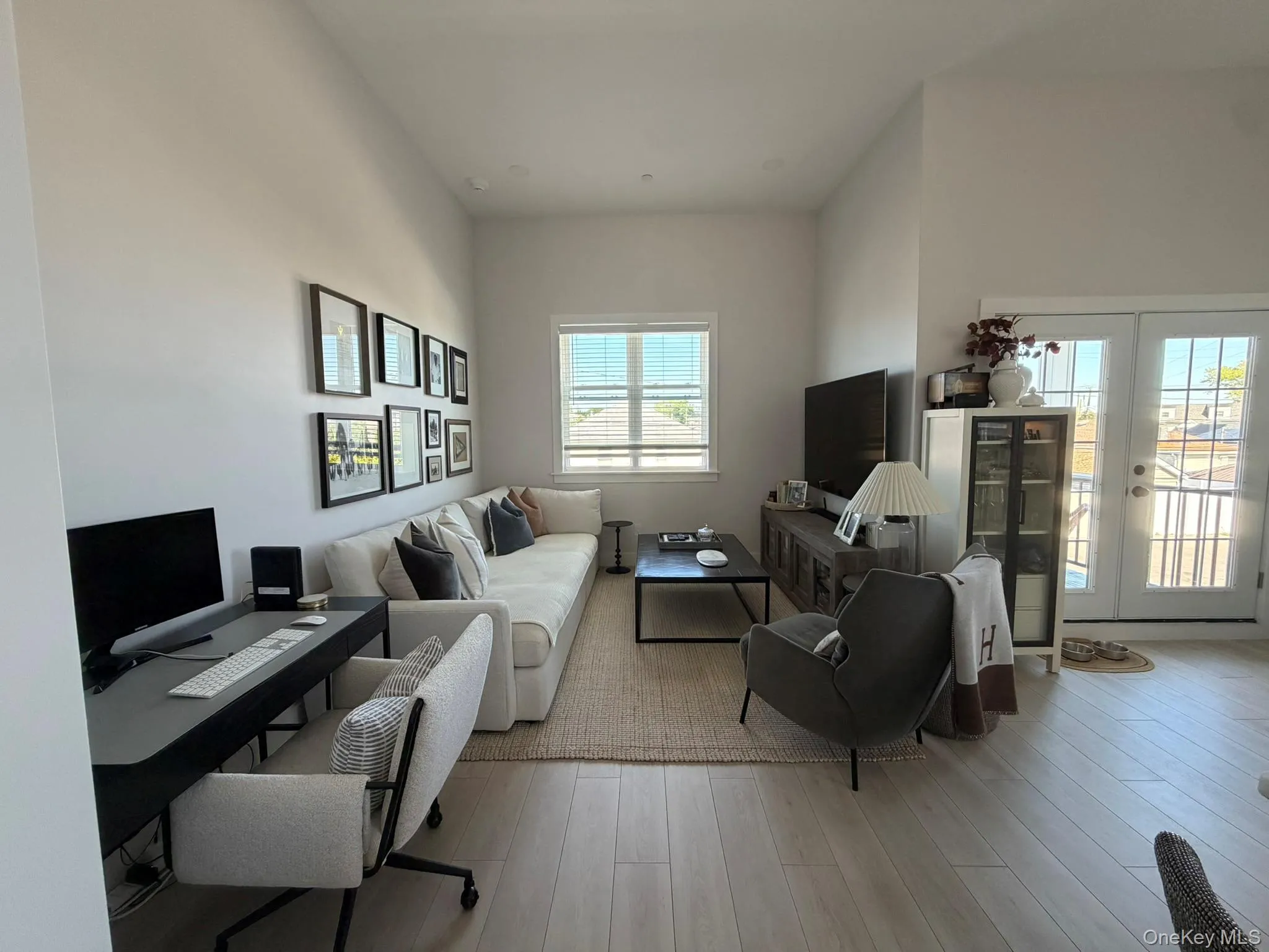326a Long Beach Road, Hempstead, NY, 2 Bedrooms Bedrooms, 5 Rooms Rooms,2 BathroomsBathrooms,Residential Lease,For Rent,Long Beach,0,1006993 326a Long Beach Road, Hempstead, NY, 2 Bedrooms Bedrooms, 5 Rooms Rooms,2 BathroomsBathrooms,Residential Lease,For Rent,Long Beach,0,1006993