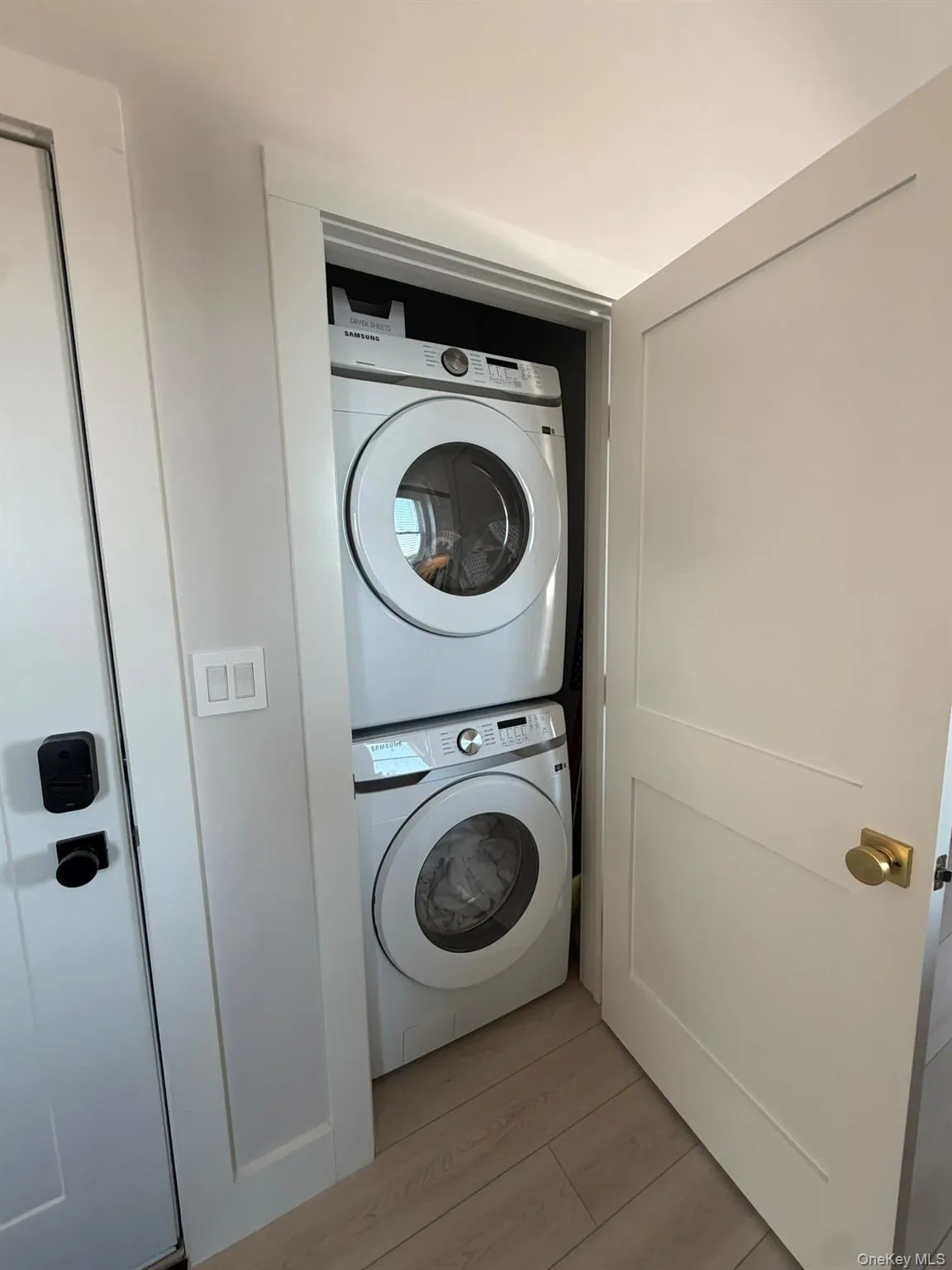 326a Long Beach Road, Hempstead, NY, 2 Bedrooms Bedrooms, 5 Rooms Rooms,2 BathroomsBathrooms,Residential Lease,For Rent,Long Beach,0,1006993 326a Long Beach Road, Hempstead, NY, 2 Bedrooms Bedrooms, 5 Rooms Rooms,2 BathroomsBathrooms,Residential Lease,For Rent,Long Beach,0,1006993