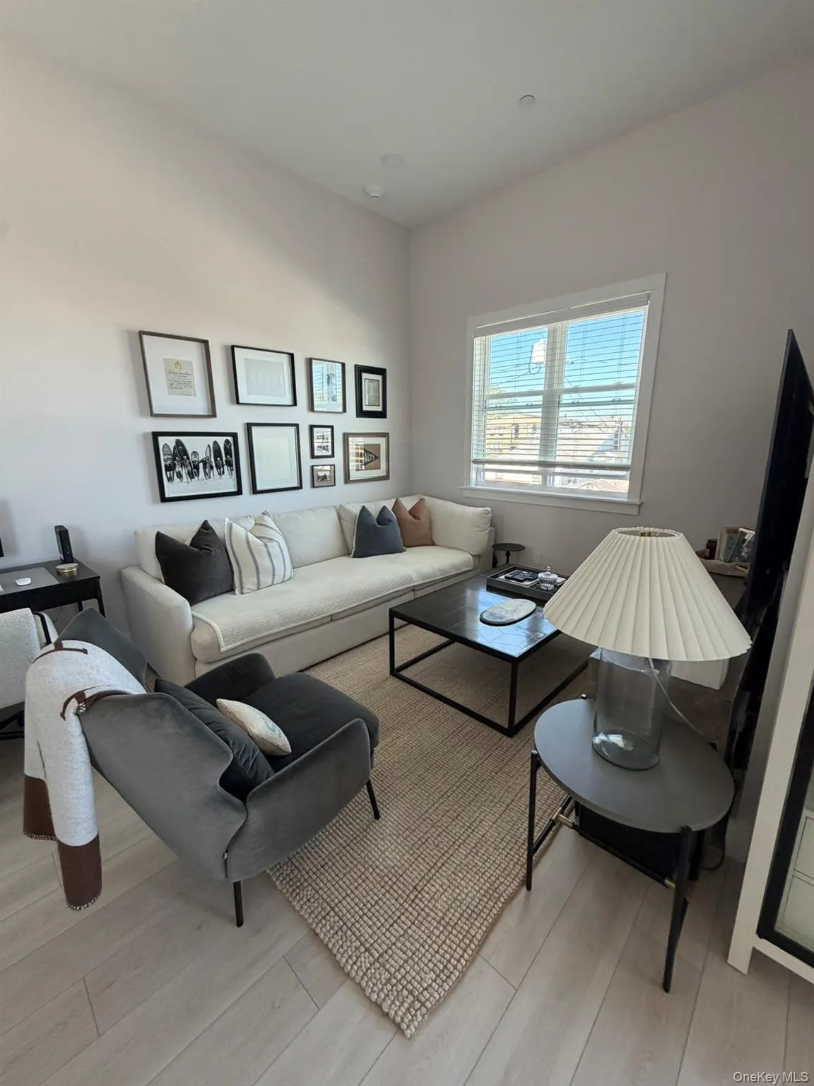 326a Long Beach Road, Hempstead, NY, 2 Bedrooms Bedrooms, 5 Rooms Rooms,2 BathroomsBathrooms,Residential Lease,For Rent,Long Beach,0,1006993 326a Long Beach Road, Hempstead, NY, 2 Bedrooms Bedrooms, 5 Rooms Rooms,2 BathroomsBathrooms,Residential Lease,For Rent,Long Beach,0,1006993