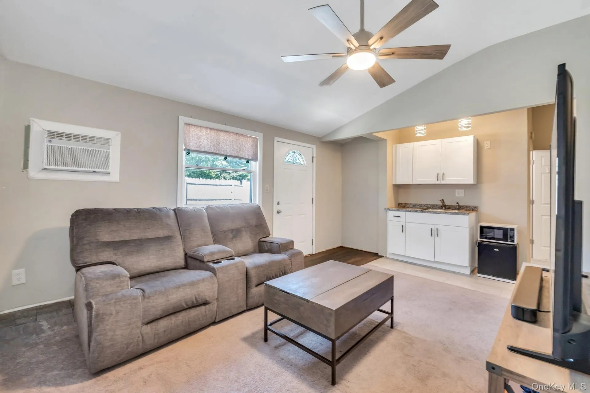 338 Easton Street, Islip, NY, 4 Bedrooms Bedrooms, 8 Rooms Rooms,3 BathroomsBathrooms,Residential,For Rent,Easton,0,1006994 338 Easton Street, Islip, NY, 4 Bedrooms Bedrooms, 8 Rooms Rooms,3 BathroomsBathrooms,Residential,For Rent,Easton,0,1006994