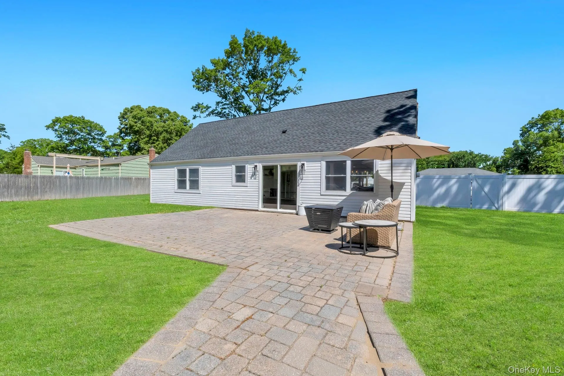 338 Easton Street, Islip, NY, 4 Bedrooms Bedrooms, 8 Rooms Rooms,3 BathroomsBathrooms,Residential,For Rent,Easton,0,1006994 338 Easton Street, Islip, NY, 4 Bedrooms Bedrooms, 8 Rooms Rooms,3 BathroomsBathrooms,Residential,For Rent,Easton,0,1006994