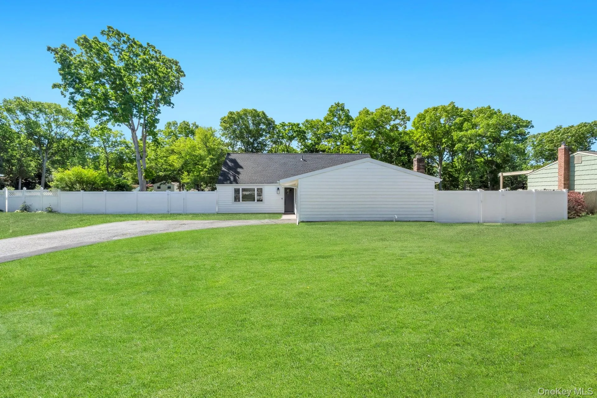 338 Easton Street, Islip, NY, 4 Bedrooms Bedrooms, 8 Rooms Rooms,3 BathroomsBathrooms,Residential,For Rent,Easton,0,1006994 338 Easton Street, Islip, NY, 4 Bedrooms Bedrooms, 8 Rooms Rooms,3 BathroomsBathrooms,Residential,For Rent,Easton,0,1006994