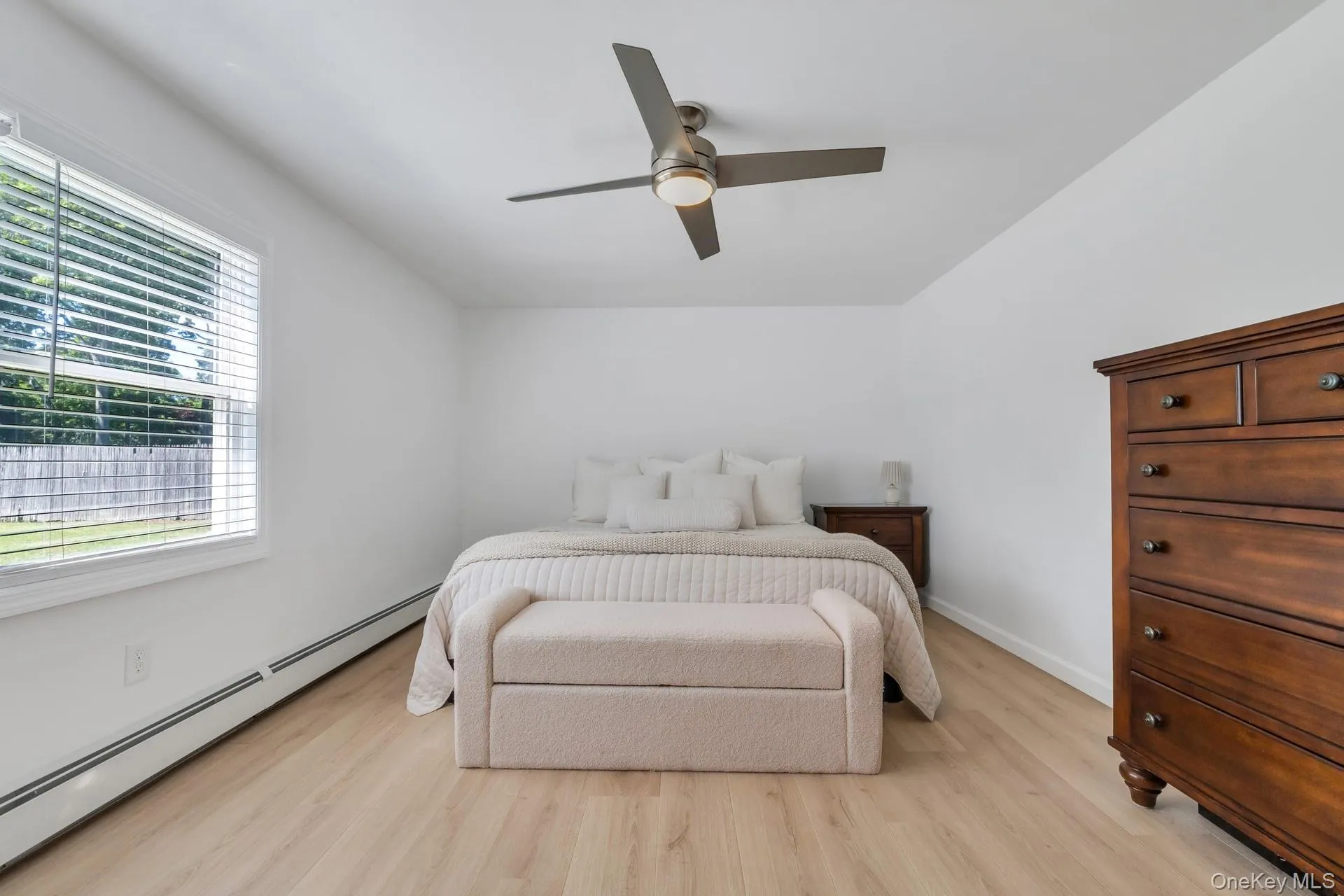 338 Easton Street, Islip, NY, 4 Bedrooms Bedrooms, 8 Rooms Rooms,3 BathroomsBathrooms,Residential,For Rent,Easton,0,1006994 338 Easton Street, Islip, NY, 4 Bedrooms Bedrooms, 8 Rooms Rooms,3 BathroomsBathrooms,Residential,For Rent,Easton,0,1006994