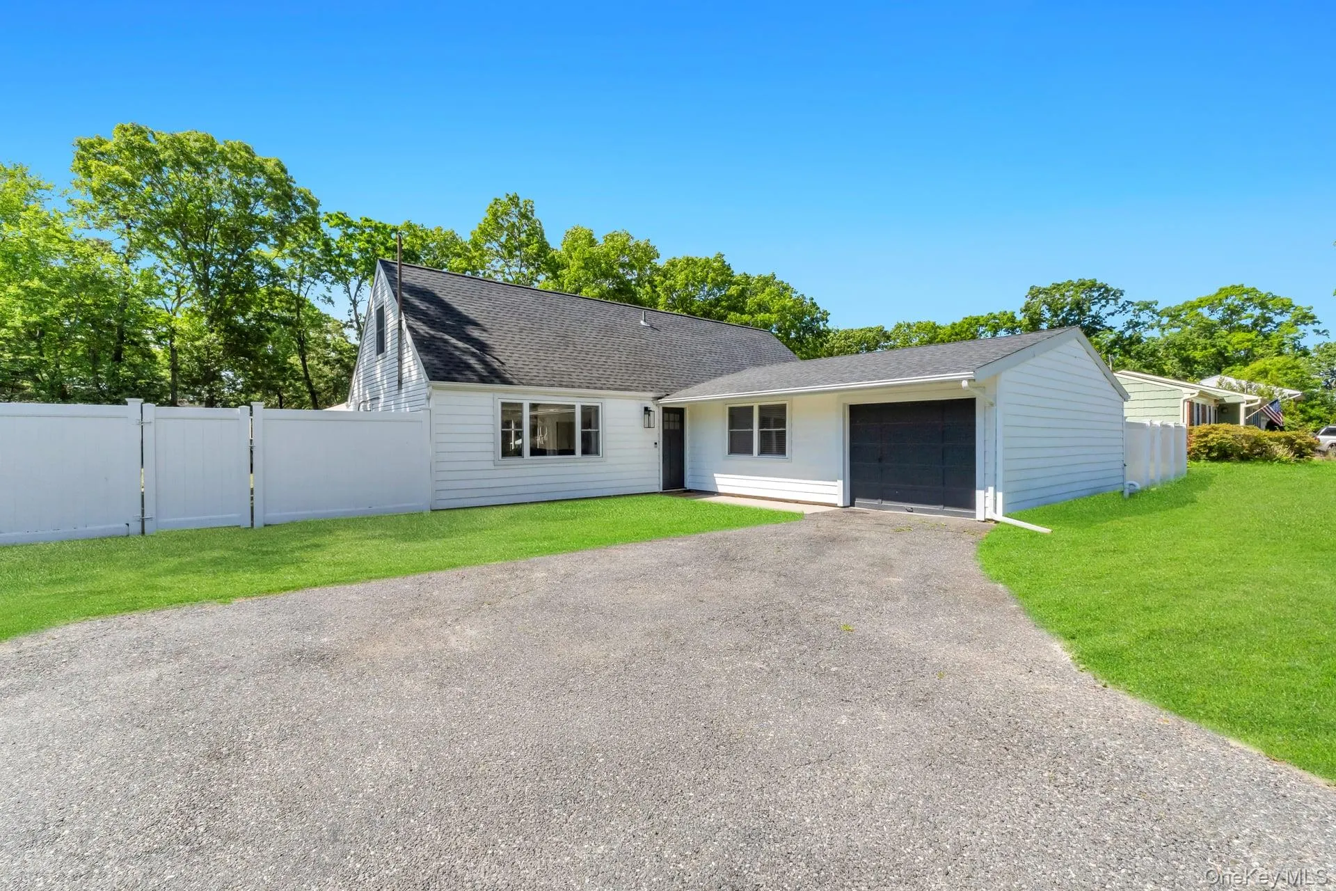 338 Easton Street, Islip, NY, 4 Bedrooms Bedrooms, 8 Rooms Rooms,3 BathroomsBathrooms,Residential,For Rent,Easton,0,1006994 338 Easton Street, Islip, NY, 4 Bedrooms Bedrooms, 8 Rooms Rooms,3 BathroomsBathrooms,Residential,For Rent,Easton,0,1006994