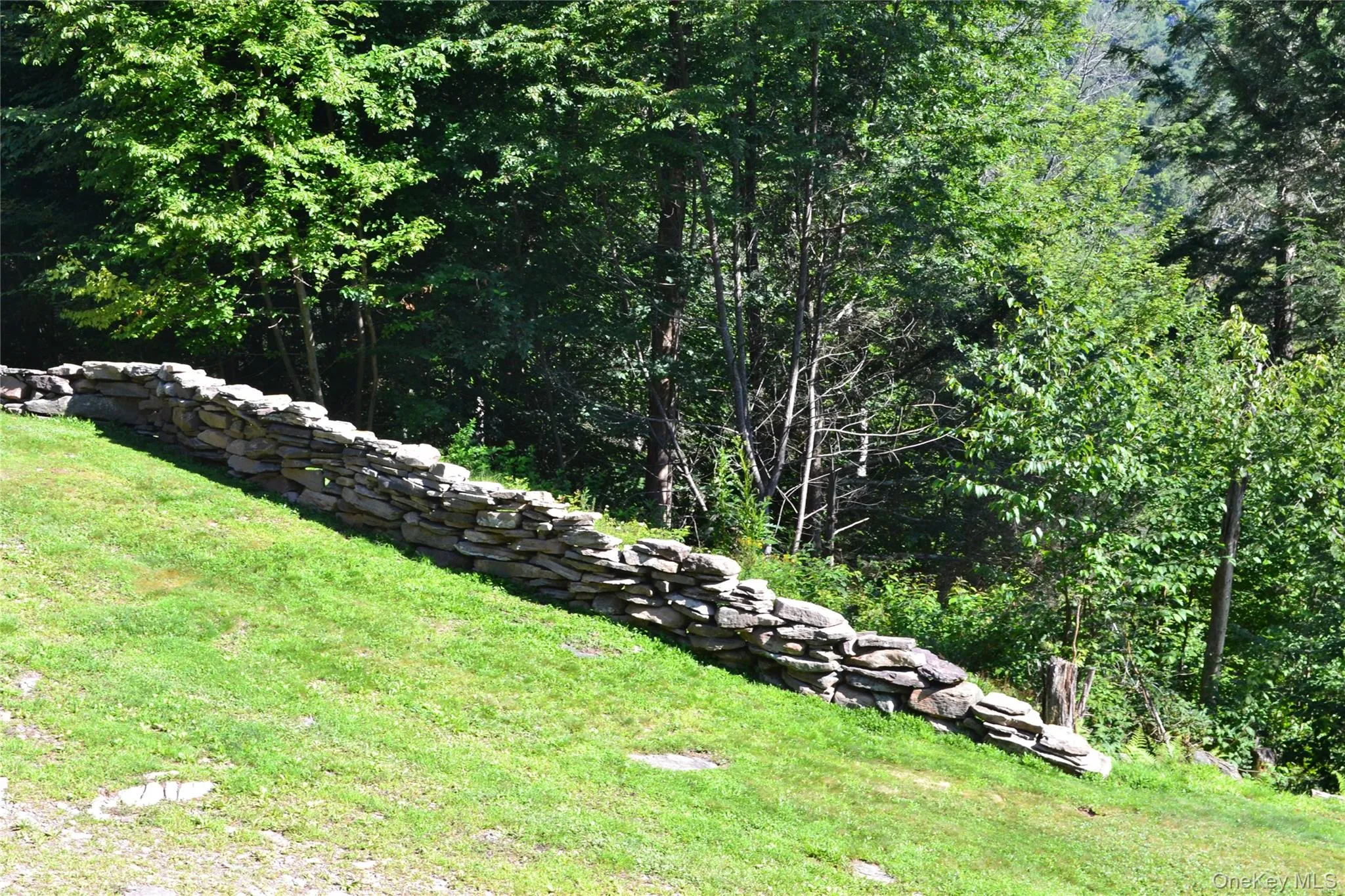 Stone walls Stone walls