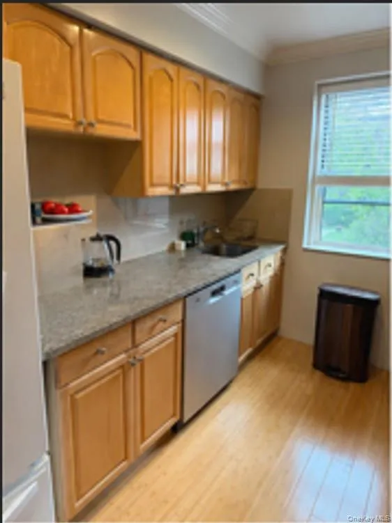 4782 Boston Post Road, Pelham, NY, 2 Bedrooms Bedrooms, 5 Rooms Rooms,1 BathroomBathrooms,Residential,For Rent,Boston Post,0,1007001 4782 Boston Post Road, Pelham, NY, 2 Bedrooms Bedrooms, 5 Rooms Rooms,1 BathroomBathrooms,Residential,For Rent,Boston Post,0,1007001