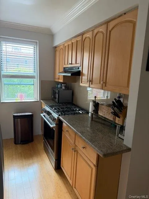 4782 Boston Post Road, Pelham, NY, 2 Bedrooms Bedrooms, 5 Rooms Rooms,1 BathroomBathrooms,Residential,For Rent,Boston Post,0,1007001 4782 Boston Post Road, Pelham, NY, 2 Bedrooms Bedrooms, 5 Rooms Rooms,1 BathroomBathrooms,Residential,For Rent,Boston Post,0,1007001