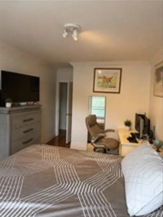 4782 Boston Post Road, Pelham, NY, 2 Bedrooms Bedrooms, 5 Rooms Rooms,1 BathroomBathrooms,Residential,For Rent,Boston Post,0,1007001 4782 Boston Post Road, Pelham, NY, 2 Bedrooms Bedrooms, 5 Rooms Rooms,1 BathroomBathrooms,Residential,For Rent,Boston Post,0,1007001