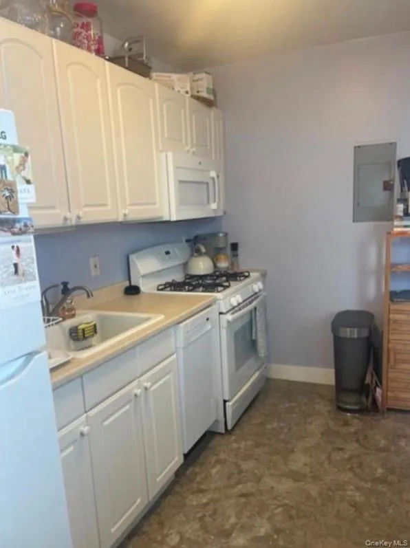 43 Kentucky Street, Long Beach, NY, 3 Bedrooms Bedrooms, 6 Rooms Rooms,2 BathroomsBathrooms,Residential Lease,For Rent,Kentucky,0,1007005 43 Kentucky Street, Long Beach, NY, 3 Bedrooms Bedrooms, 6 Rooms Rooms,2 BathroomsBathrooms,Residential Lease,For Rent,Kentucky,0,1007005