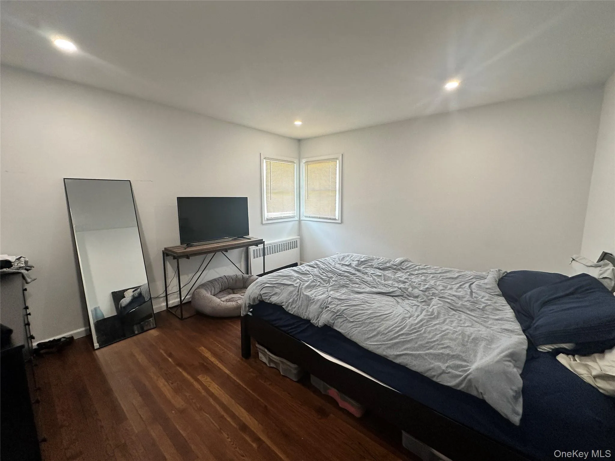 1741 Warren Place, Hempstead, NY, 3 Bedrooms Bedrooms, 6 Rooms Rooms,2 BathroomsBathrooms,Residential Lease,For Rent,Warren,0,1007007 1741 Warren Place, Hempstead, NY, 3 Bedrooms Bedrooms, 6 Rooms Rooms,2 BathroomsBathrooms,Residential Lease,For Rent,Warren,0,1007007