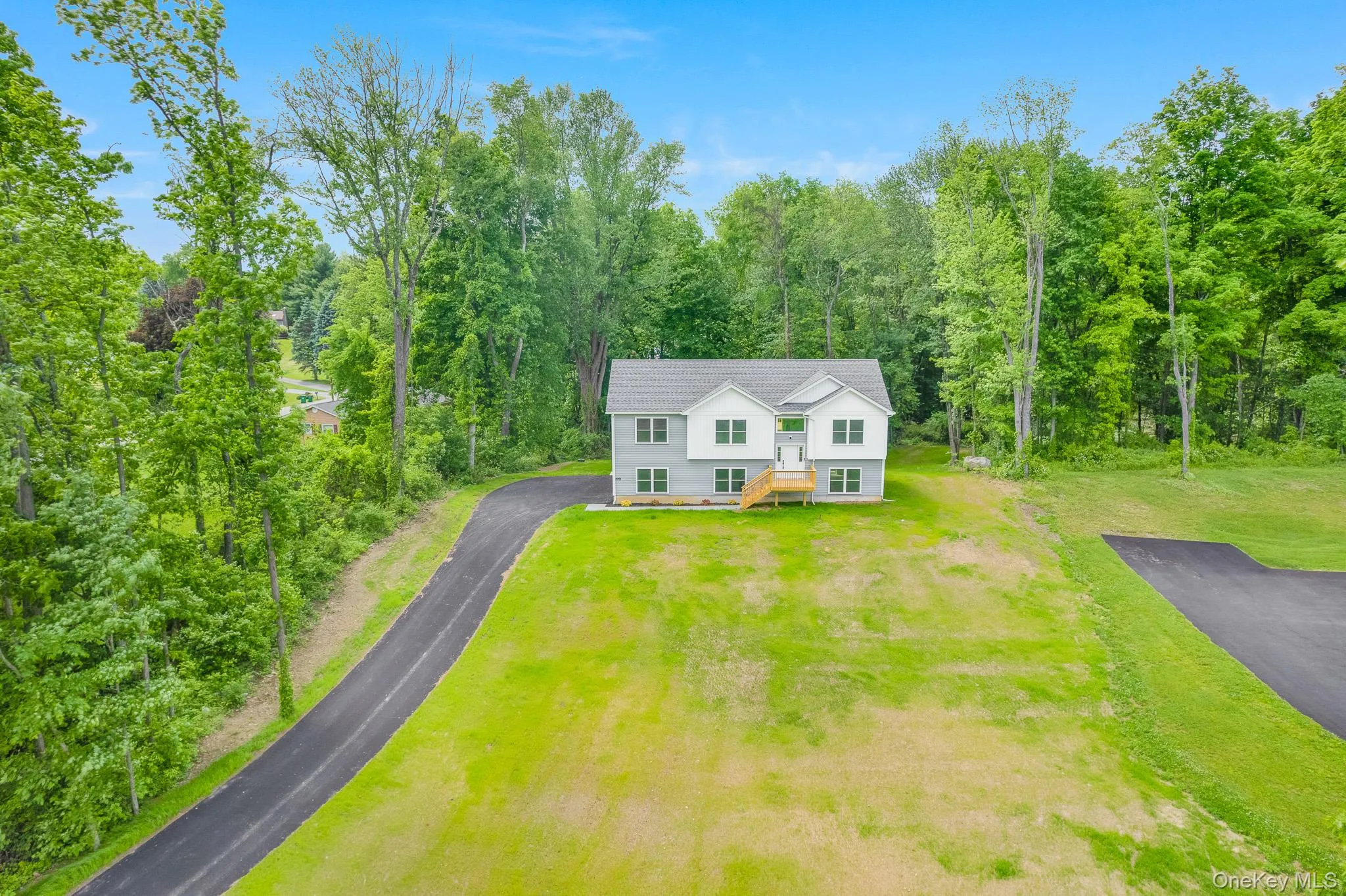 2701 Route 52, East Fishkill, NY, 3 Bedrooms Bedrooms, 9 Rooms Rooms,3 BathroomsBathrooms,Residential,For Rent,Route 52,0,1007008 2701 Route 52, East Fishkill, NY, 3 Bedrooms Bedrooms, 9 Rooms Rooms,3 BathroomsBathrooms,Residential,For Rent,Route 52,0,1007008