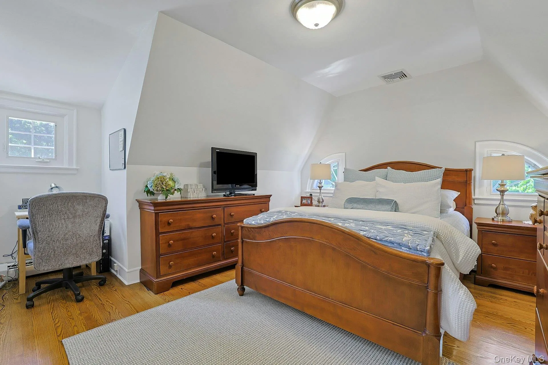 516 Bellwood Avenue, Mount Pleasant, NY, 4 Bedrooms Bedrooms, 8 Rooms Rooms,3 BathroomsBathrooms,Residential,For Rent,Bellwood,0,1007010 516 Bellwood Avenue, Mount Pleasant, NY, 4 Bedrooms Bedrooms, 8 Rooms Rooms,3 BathroomsBathrooms,Residential,For Rent,Bellwood,0,1007010
