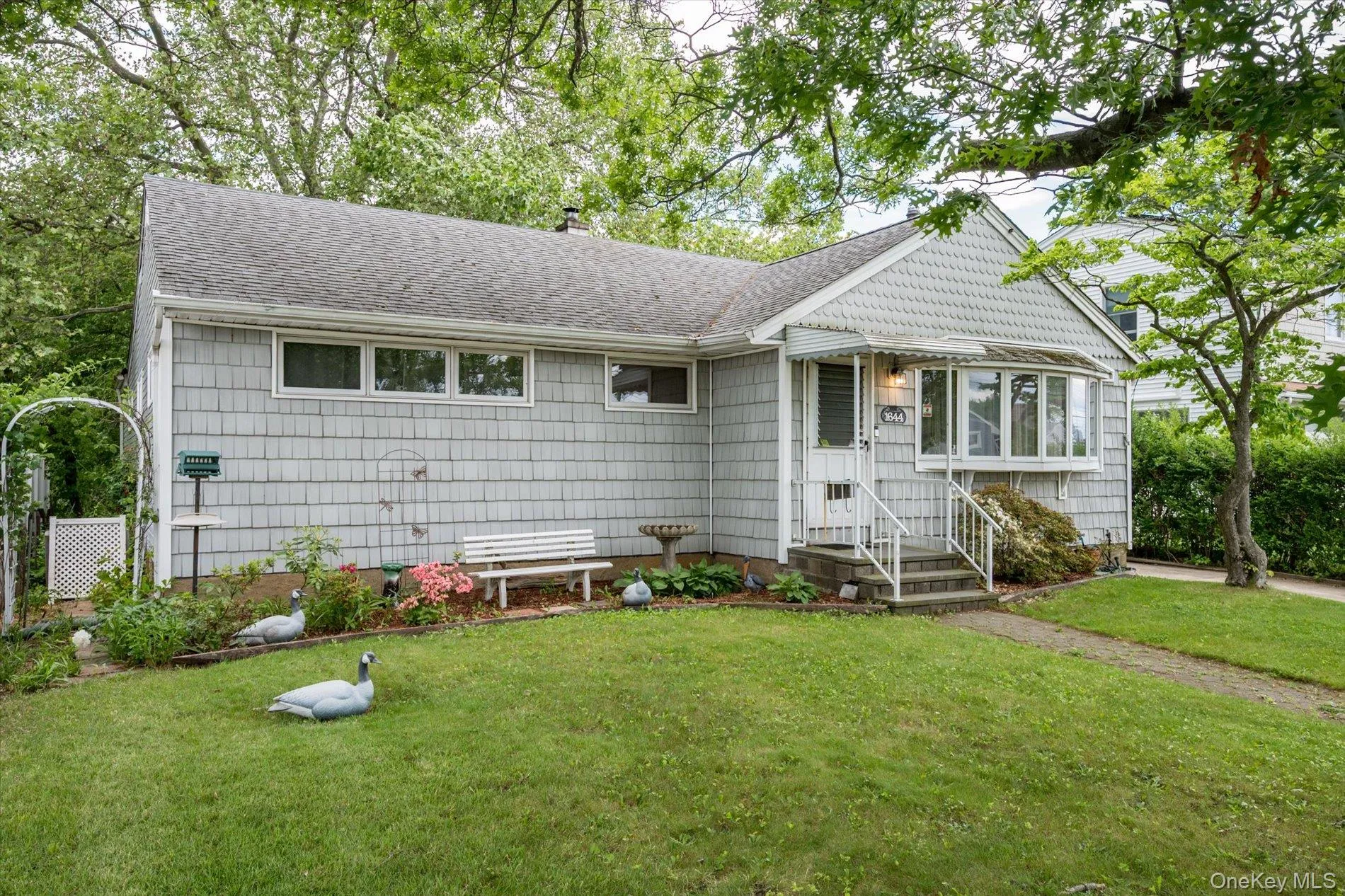 1644 Meadowbrook Road, Hempstead, NY, 4 Bedrooms Bedrooms, 7 Rooms Rooms,2 BathroomsBathrooms,Residential,For Rent,Meadowbrook,0,1007012 1644 Meadowbrook Road, Hempstead, NY, 4 Bedrooms Bedrooms, 7 Rooms Rooms,2 BathroomsBathrooms,Residential,For Rent,Meadowbrook,0,1007012