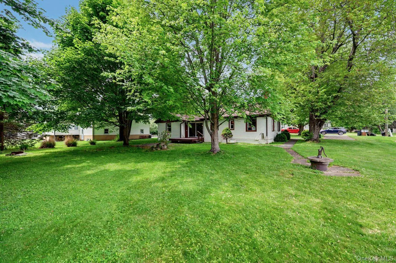 59 Oakwood Drive, Southeast, NY, 3 Bedrooms Bedrooms, 6 Rooms Rooms,1 BathroomBathrooms,Residential,For Rent,Oakwood,0,1007017 59 Oakwood Drive, Southeast, NY, 3 Bedrooms Bedrooms, 6 Rooms Rooms,1 BathroomBathrooms,Residential,For Rent,Oakwood,0,1007017