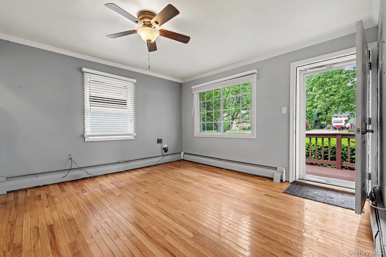 59 Oakwood Drive, Southeast, NY, 3 Bedrooms Bedrooms, 6 Rooms Rooms,1 BathroomBathrooms,Residential,For Rent,Oakwood,0,1007017 59 Oakwood Drive, Southeast, NY, 3 Bedrooms Bedrooms, 6 Rooms Rooms,1 BathroomBathrooms,Residential,For Rent,Oakwood,0,1007017