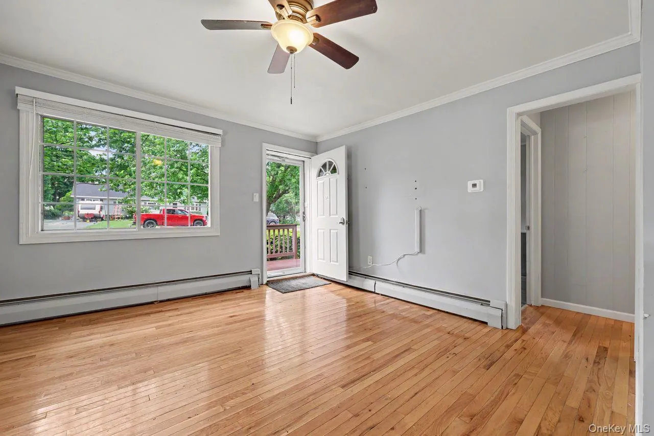 59 Oakwood Drive, Southeast, NY, 3 Bedrooms Bedrooms, 6 Rooms Rooms,1 BathroomBathrooms,Residential,For Rent,Oakwood,0,1007017 59 Oakwood Drive, Southeast, NY, 3 Bedrooms Bedrooms, 6 Rooms Rooms,1 BathroomBathrooms,Residential,For Rent,Oakwood,0,1007017