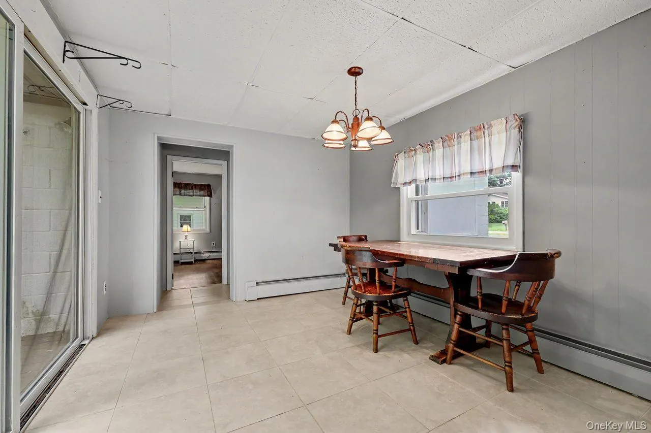 59 Oakwood Drive, Southeast, NY, 3 Bedrooms Bedrooms, 6 Rooms Rooms,1 BathroomBathrooms,Residential,For Rent,Oakwood,0,1007017 59 Oakwood Drive, Southeast, NY, 3 Bedrooms Bedrooms, 6 Rooms Rooms,1 BathroomBathrooms,Residential,For Rent,Oakwood,0,1007017