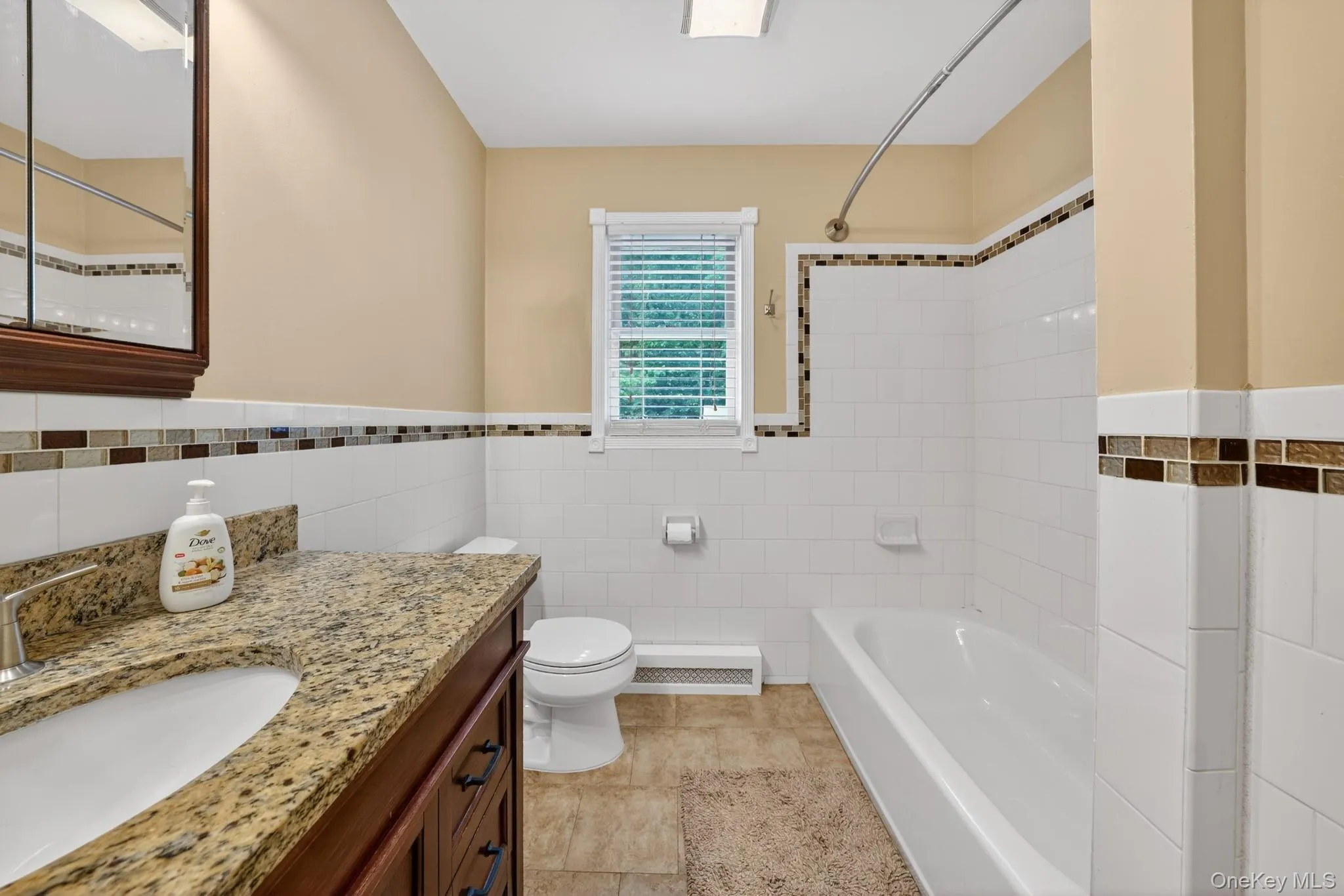 6 Oxford Place, Blooming Grove, NY, 4 Bedrooms Bedrooms, 8 Rooms Rooms,2 BathroomsBathrooms,Residential,For Rent,Oxford,0,1007019 6 Oxford Place, Blooming Grove, NY, 4 Bedrooms Bedrooms, 8 Rooms Rooms,2 BathroomsBathrooms,Residential,For Rent,Oxford,0,1007019