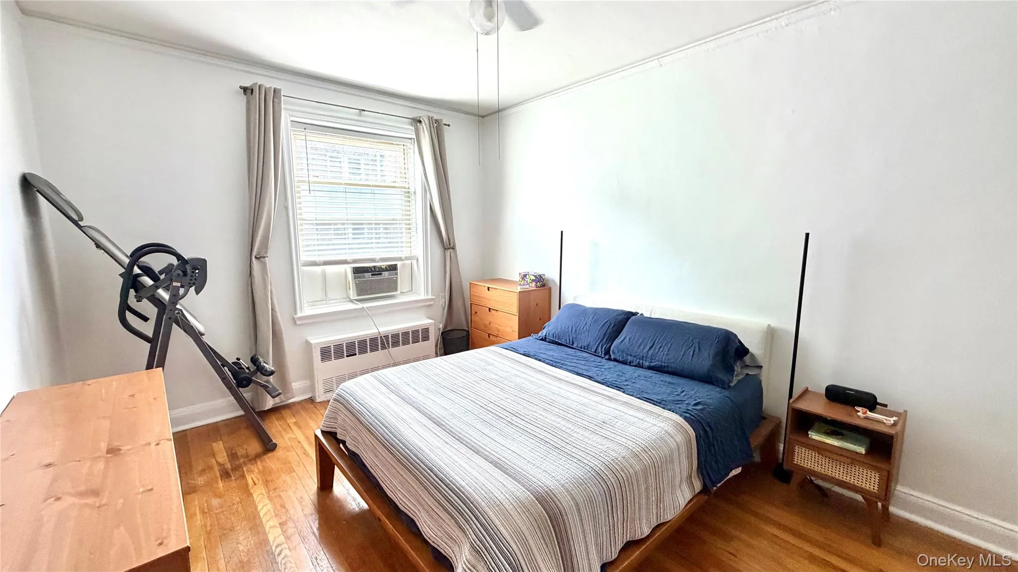 48-42 44th Street, New York, NY, 1 Bedroom Bedrooms, 4 Rooms Rooms,1 BathroomBathrooms,Residential,For Rent,44th Street,0,1007021 48-42 44th Street, New York, NY, 1 Bedroom Bedrooms, 4 Rooms Rooms,1 BathroomBathrooms,Residential,For Rent,44th Street,0,1007021