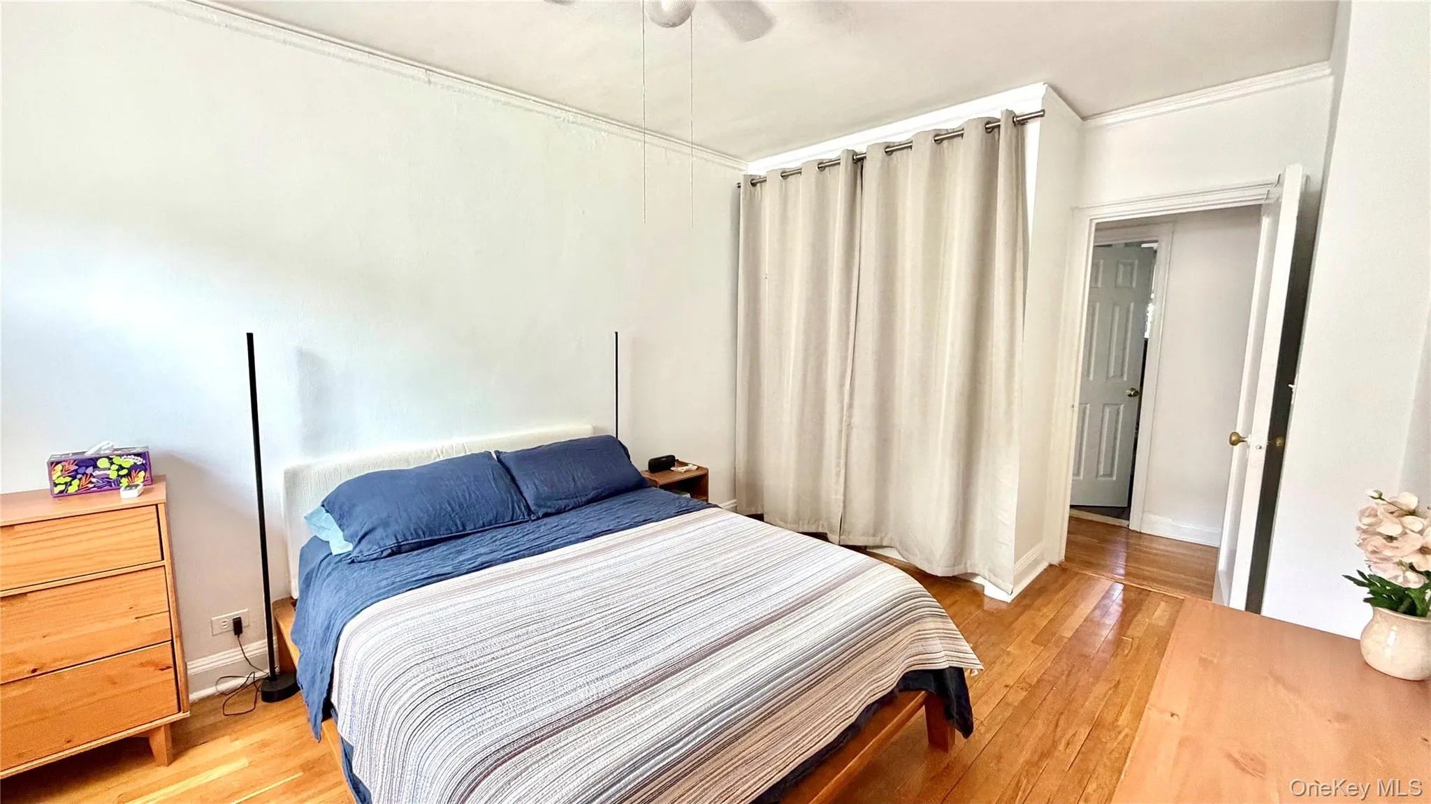 48-42 44th Street, New York, NY, 1 Bedroom Bedrooms, 4 Rooms Rooms,1 BathroomBathrooms,Residential,For Rent,44th Street,0,1007021 48-42 44th Street, New York, NY, 1 Bedroom Bedrooms, 4 Rooms Rooms,1 BathroomBathrooms,Residential,For Rent,44th Street,0,1007021