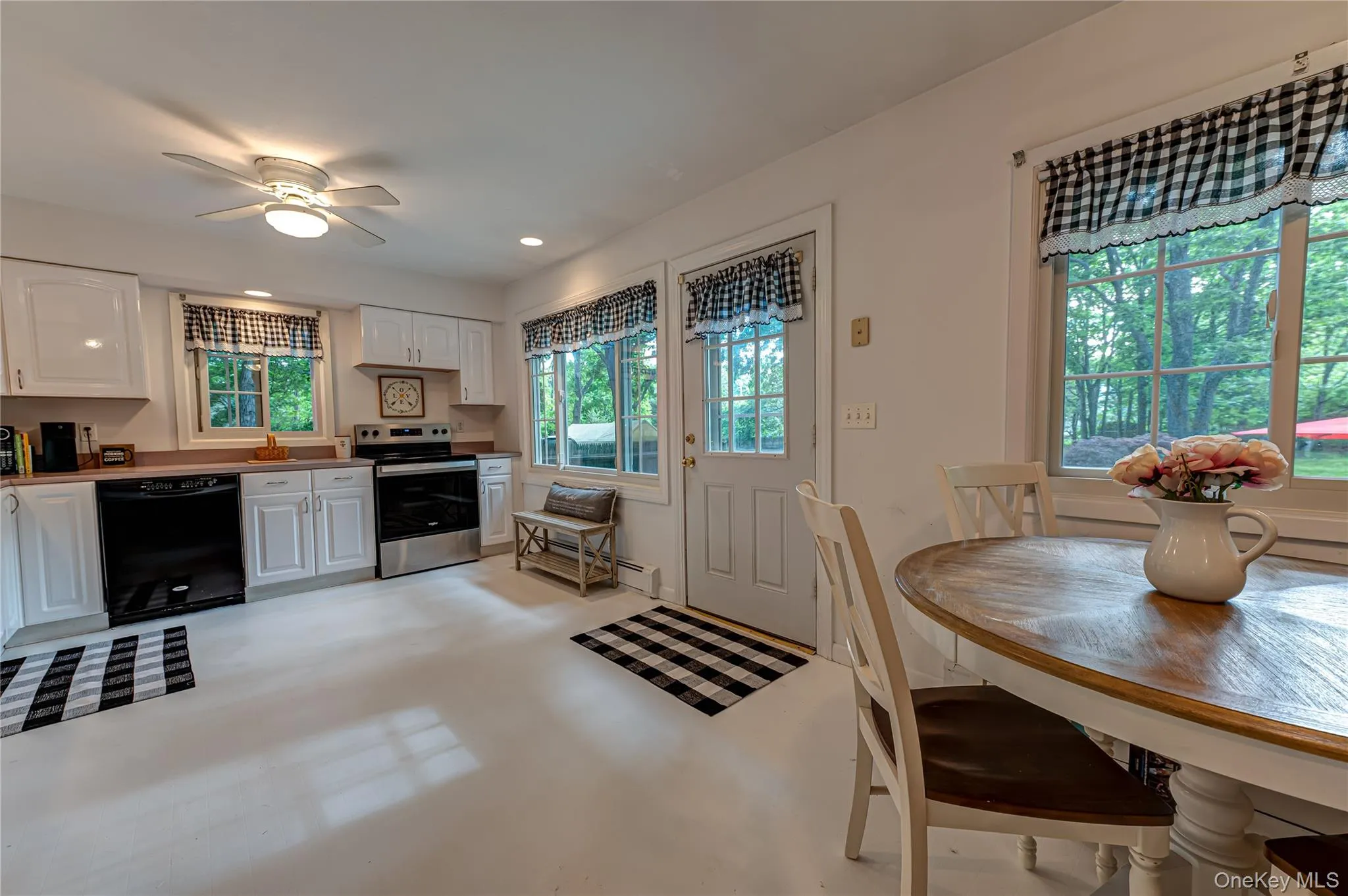 480 Miller Place Road, Brookhaven, NY, 2 Bedrooms Bedrooms, 5 Rooms Rooms,1 BathroomBathrooms,Residential,For Rent,Miller Place,0,1007024 480 Miller Place Road, Brookhaven, NY, 2 Bedrooms Bedrooms, 5 Rooms Rooms,1 BathroomBathrooms,Residential,For Rent,Miller Place,0,1007024