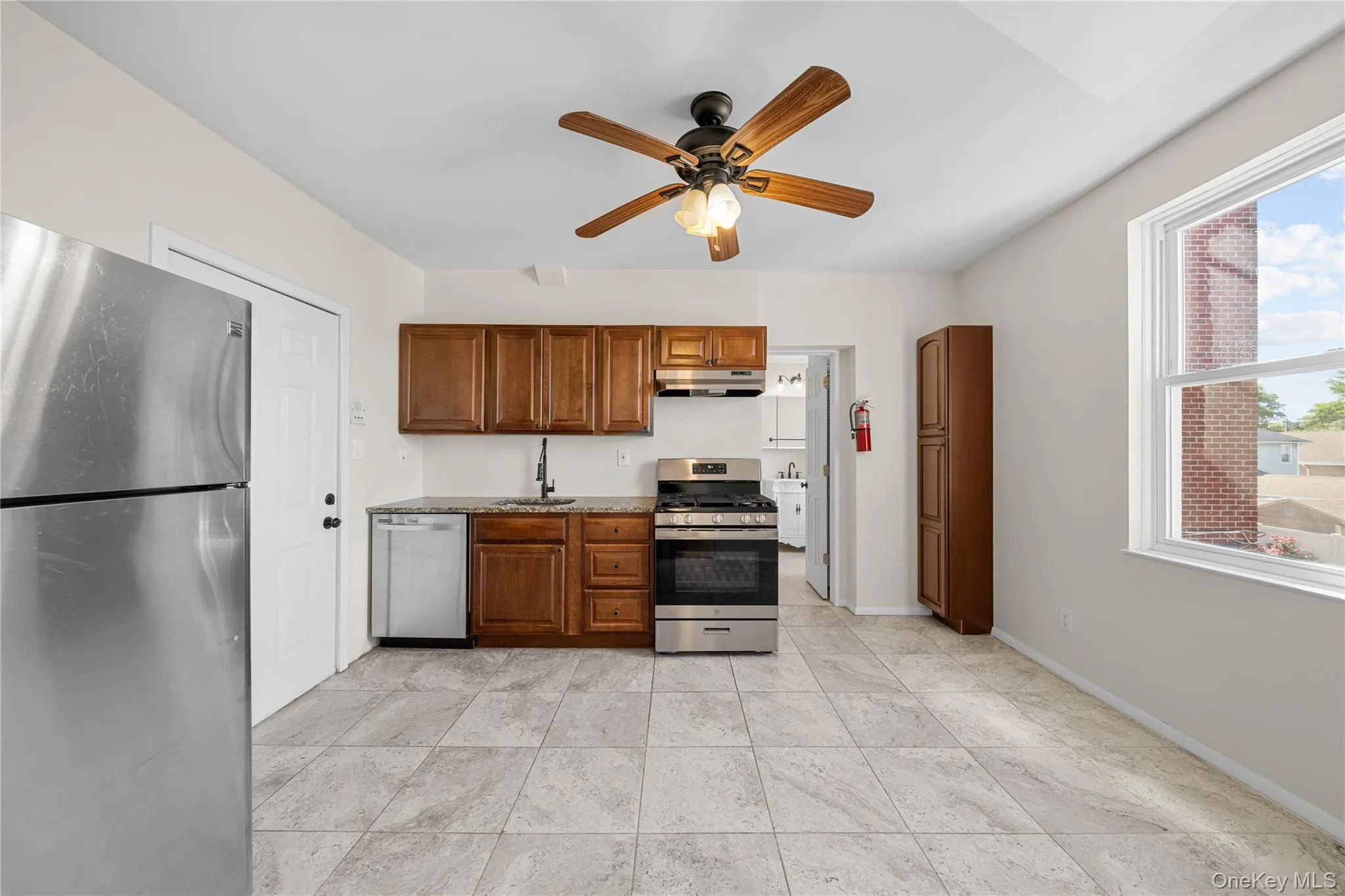 402 Jericho Turnpike, Hempstead, NY, 1 Bedroom Bedrooms, 3 Rooms Rooms,1 BathroomBathrooms,Residential Lease,For Rent,Jericho,0,1007025 402 Jericho Turnpike, Hempstead, NY, 1 Bedroom Bedrooms, 3 Rooms Rooms,1 BathroomBathrooms,Residential Lease,For Rent,Jericho,0,1007025