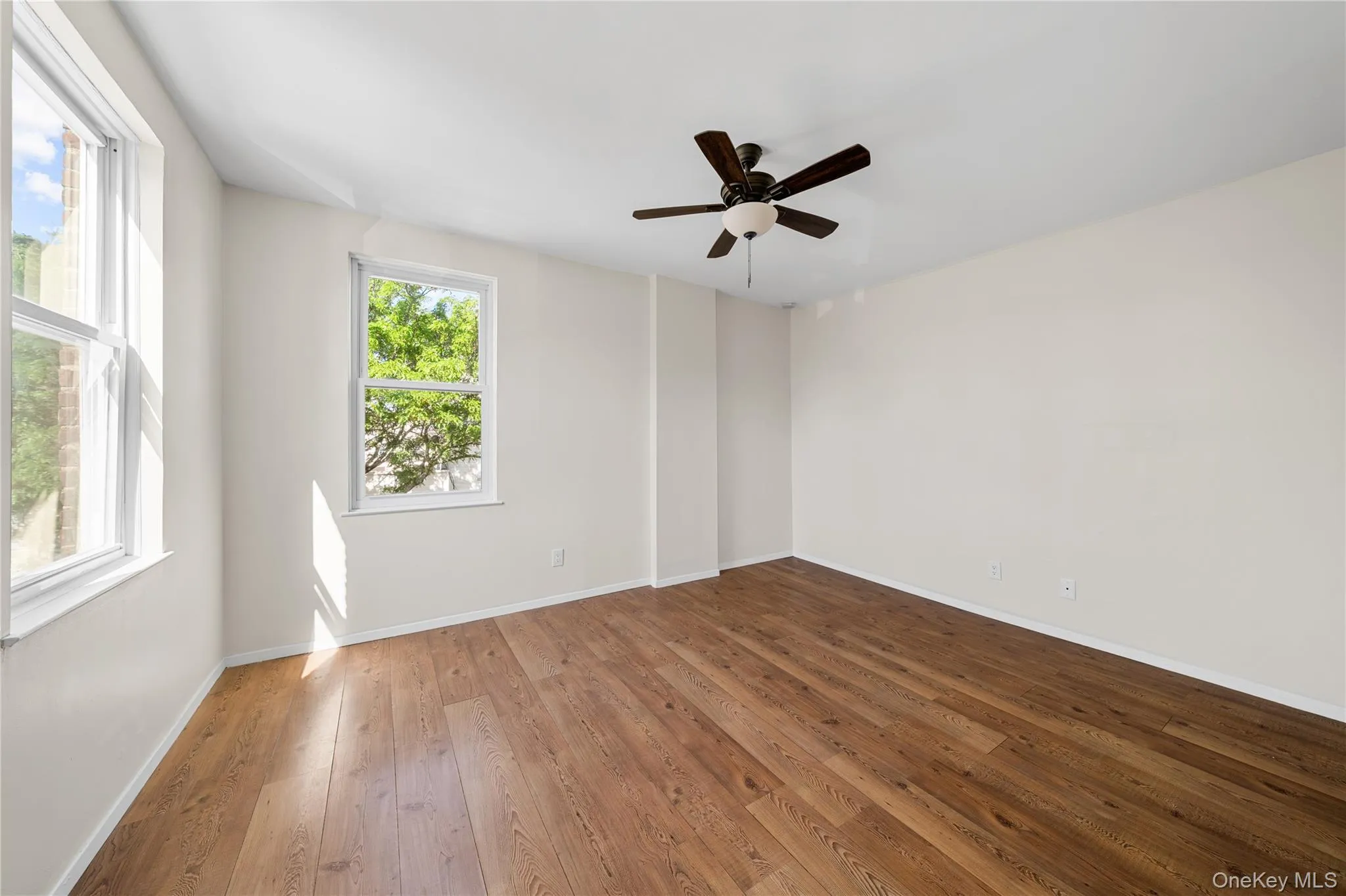 402 Jericho Turnpike, Hempstead, NY, 1 Bedroom Bedrooms, 3 Rooms Rooms,1 BathroomBathrooms,Residential Lease,For Rent,Jericho,0,1007025 402 Jericho Turnpike, Hempstead, NY, 1 Bedroom Bedrooms, 3 Rooms Rooms,1 BathroomBathrooms,Residential Lease,For Rent,Jericho,0,1007025