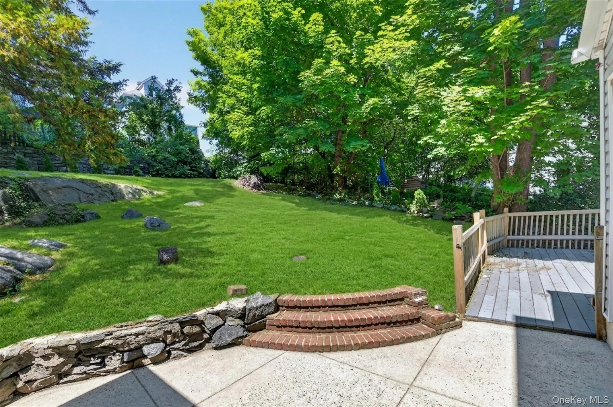 15 Desmond Avenue, Yonkers, NY, 4 Bedrooms Bedrooms, 9 Rooms Rooms,2 BathroomsBathrooms,Residential,For Rent,Desmond,0,1007026 15 Desmond Avenue, Yonkers, NY, 4 Bedrooms Bedrooms, 9 Rooms Rooms,2 BathroomsBathrooms,Residential,For Rent,Desmond,0,1007026