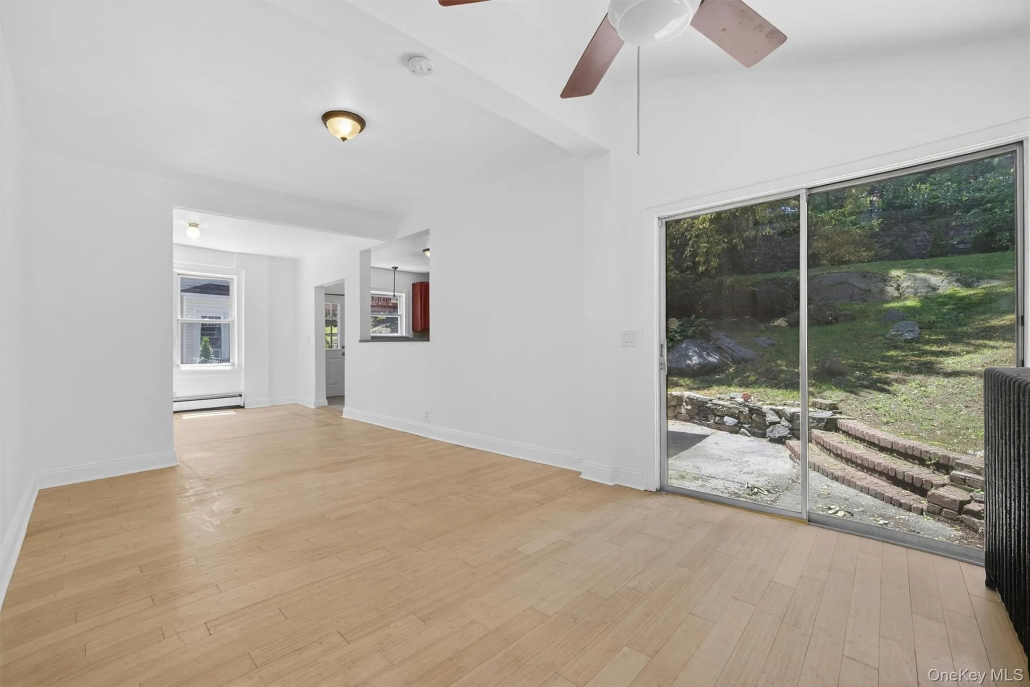 15 Desmond Avenue, Yonkers, NY, 4 Bedrooms Bedrooms, 9 Rooms Rooms,2 BathroomsBathrooms,Residential,For Rent,Desmond,0,1007026 15 Desmond Avenue, Yonkers, NY, 4 Bedrooms Bedrooms, 9 Rooms Rooms,2 BathroomsBathrooms,Residential,For Rent,Desmond,0,1007026