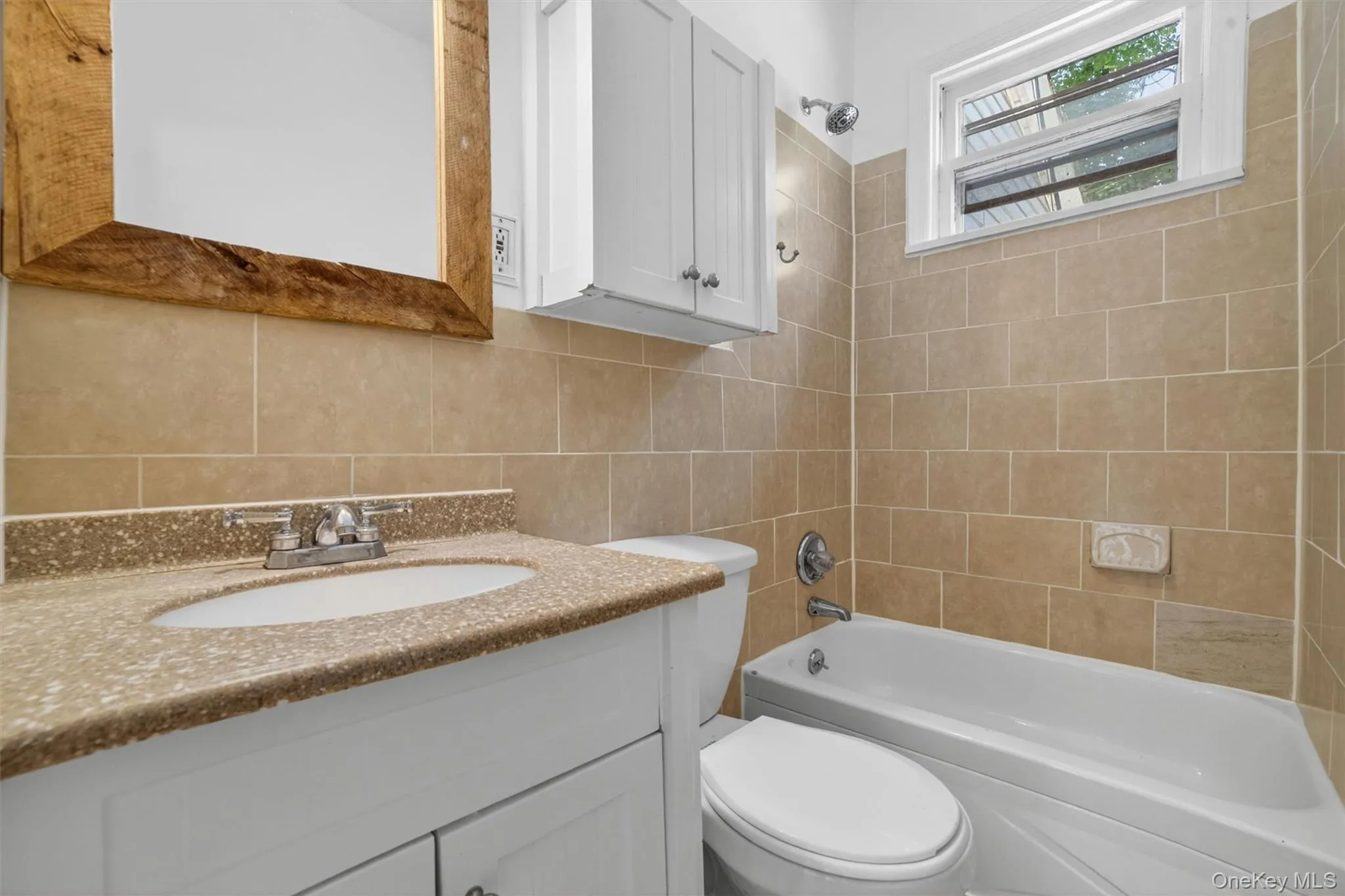 15 Desmond Avenue, Yonkers, NY, 4 Bedrooms Bedrooms, 9 Rooms Rooms,2 BathroomsBathrooms,Residential,For Rent,Desmond,0,1007026 15 Desmond Avenue, Yonkers, NY, 4 Bedrooms Bedrooms, 9 Rooms Rooms,2 BathroomsBathrooms,Residential,For Rent,Desmond,0,1007026