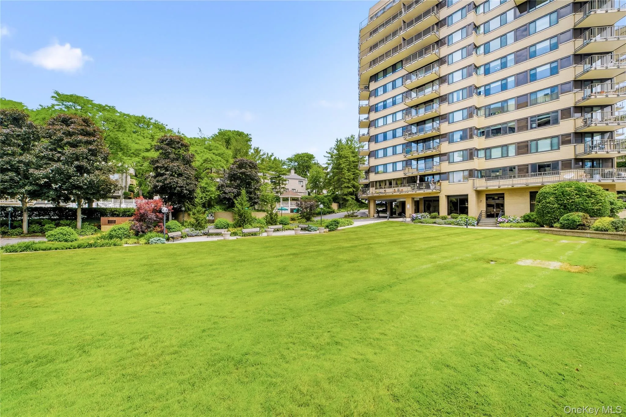 25 Rockledge Avenue, White Plains, NY, 1 Bedroom Bedrooms, 5 Rooms Rooms,1 BathroomBathrooms,Residential,For Rent,Rockledge,0,1007028 25 Rockledge Avenue, White Plains, NY, 1 Bedroom Bedrooms, 5 Rooms Rooms,1 BathroomBathrooms,Residential,For Rent,Rockledge,0,1007028