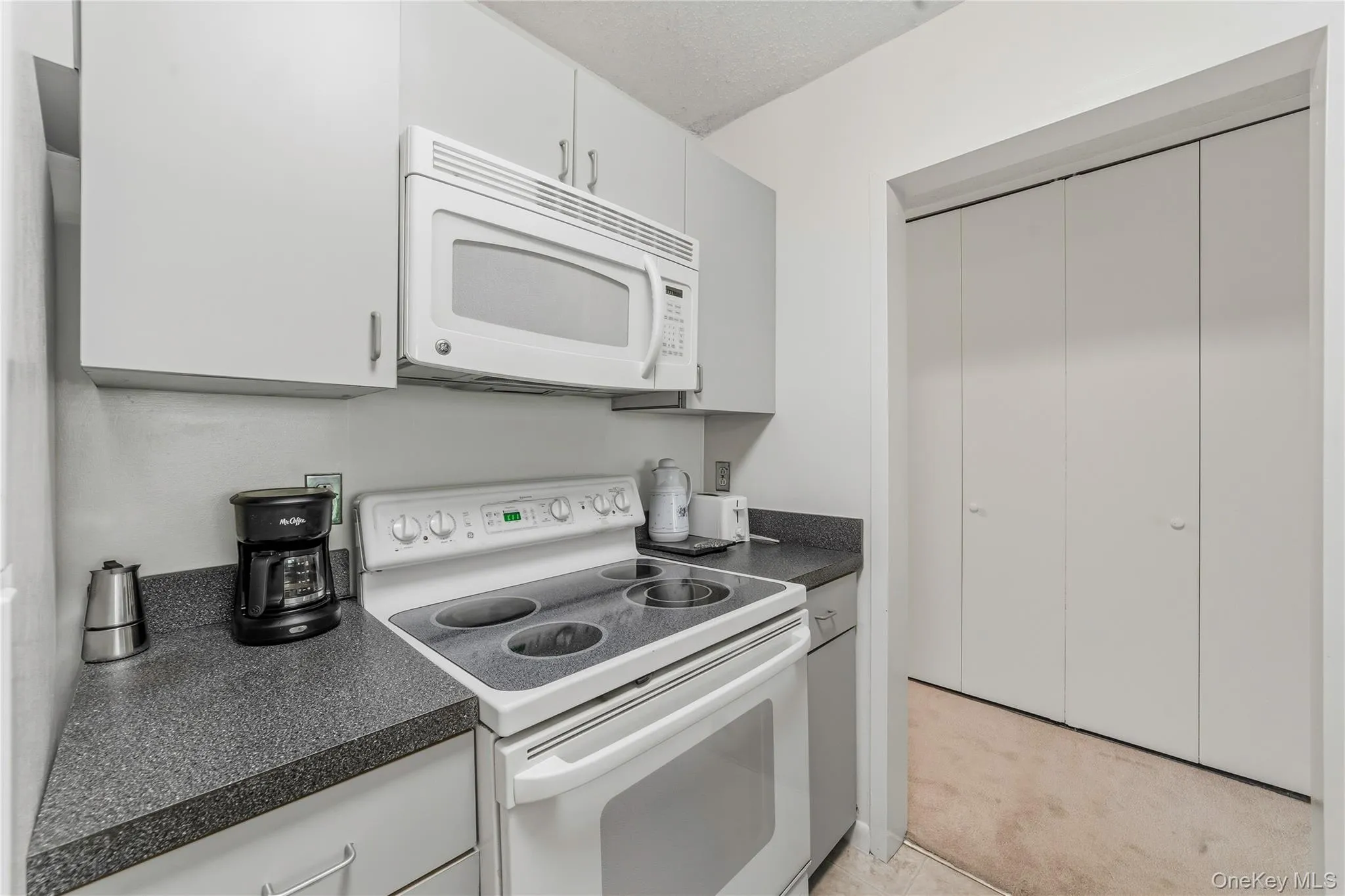 25 Rockledge Avenue, White Plains, NY, 1 Bedroom Bedrooms, 5 Rooms Rooms,1 BathroomBathrooms,Residential,For Rent,Rockledge,0,1007028 25 Rockledge Avenue, White Plains, NY, 1 Bedroom Bedrooms, 5 Rooms Rooms,1 BathroomBathrooms,Residential,For Rent,Rockledge,0,1007028