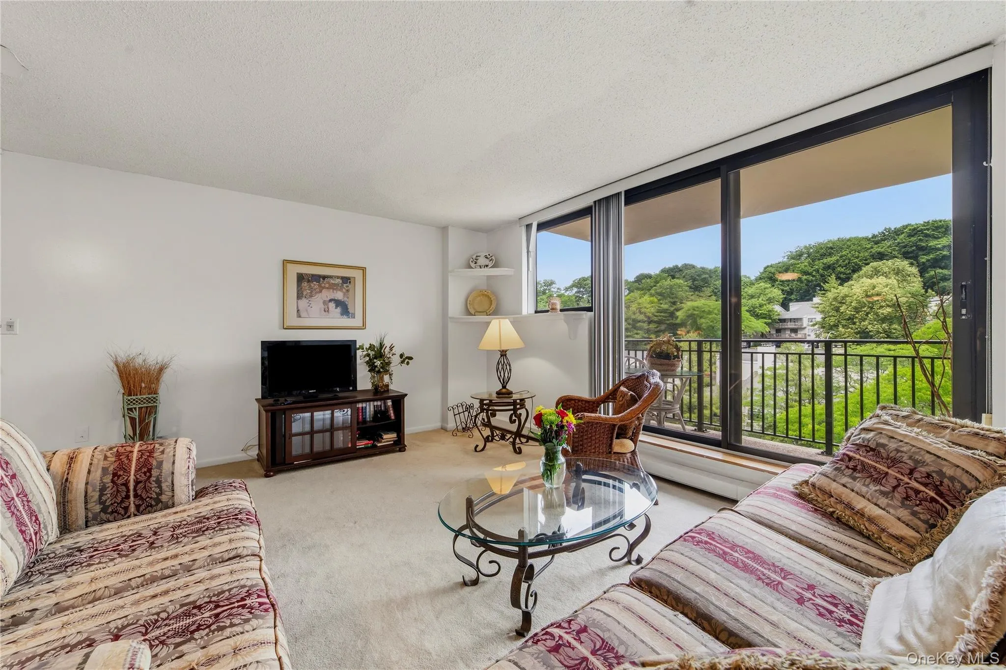 25 Rockledge Avenue, White Plains, NY, 1 Bedroom Bedrooms, 5 Rooms Rooms,1 BathroomBathrooms,Residential,For Rent,Rockledge,0,1007028 25 Rockledge Avenue, White Plains, NY, 1 Bedroom Bedrooms, 5 Rooms Rooms,1 BathroomBathrooms,Residential,For Rent,Rockledge,0,1007028