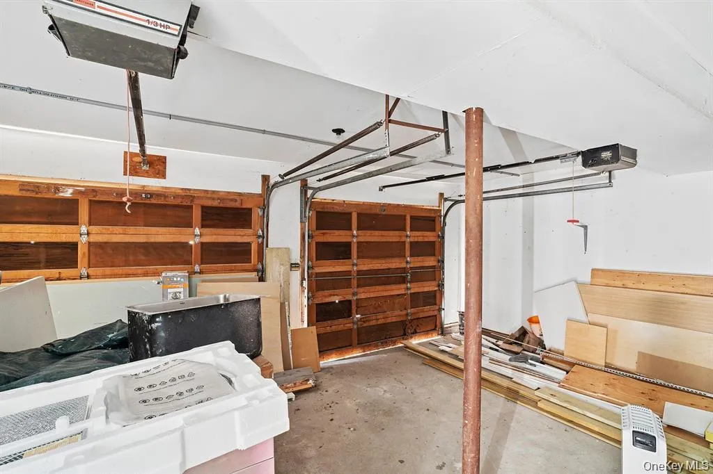 35 b Gardners Lane, Southampton, NY, 4 Bedrooms Bedrooms, 8 Rooms Rooms,5 BathroomsBathrooms,Residential Lease,For Rent,Gardners,0,1007030 35 b Gardners Lane, Southampton, NY, 4 Bedrooms Bedrooms, 8 Rooms Rooms,5 BathroomsBathrooms,Residential Lease,For Rent,Gardners,0,1007030