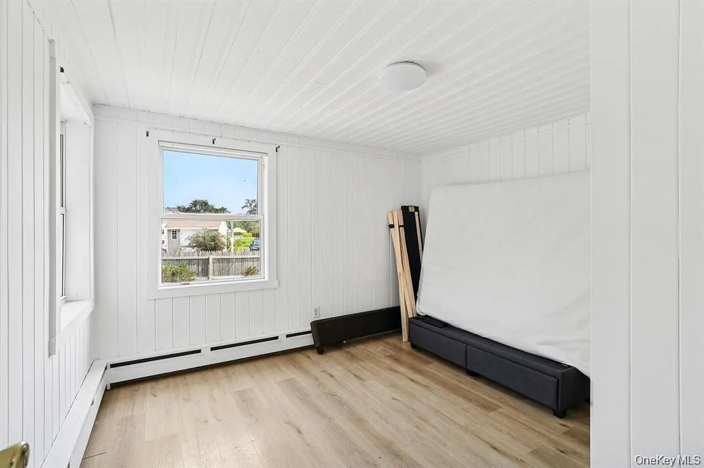 35 b Gardners Lane, Southampton, NY, 4 Bedrooms Bedrooms, 8 Rooms Rooms,5 BathroomsBathrooms,Residential Lease,For Rent,Gardners,0,1007030 35 b Gardners Lane, Southampton, NY, 4 Bedrooms Bedrooms, 8 Rooms Rooms,5 BathroomsBathrooms,Residential Lease,For Rent,Gardners,0,1007030