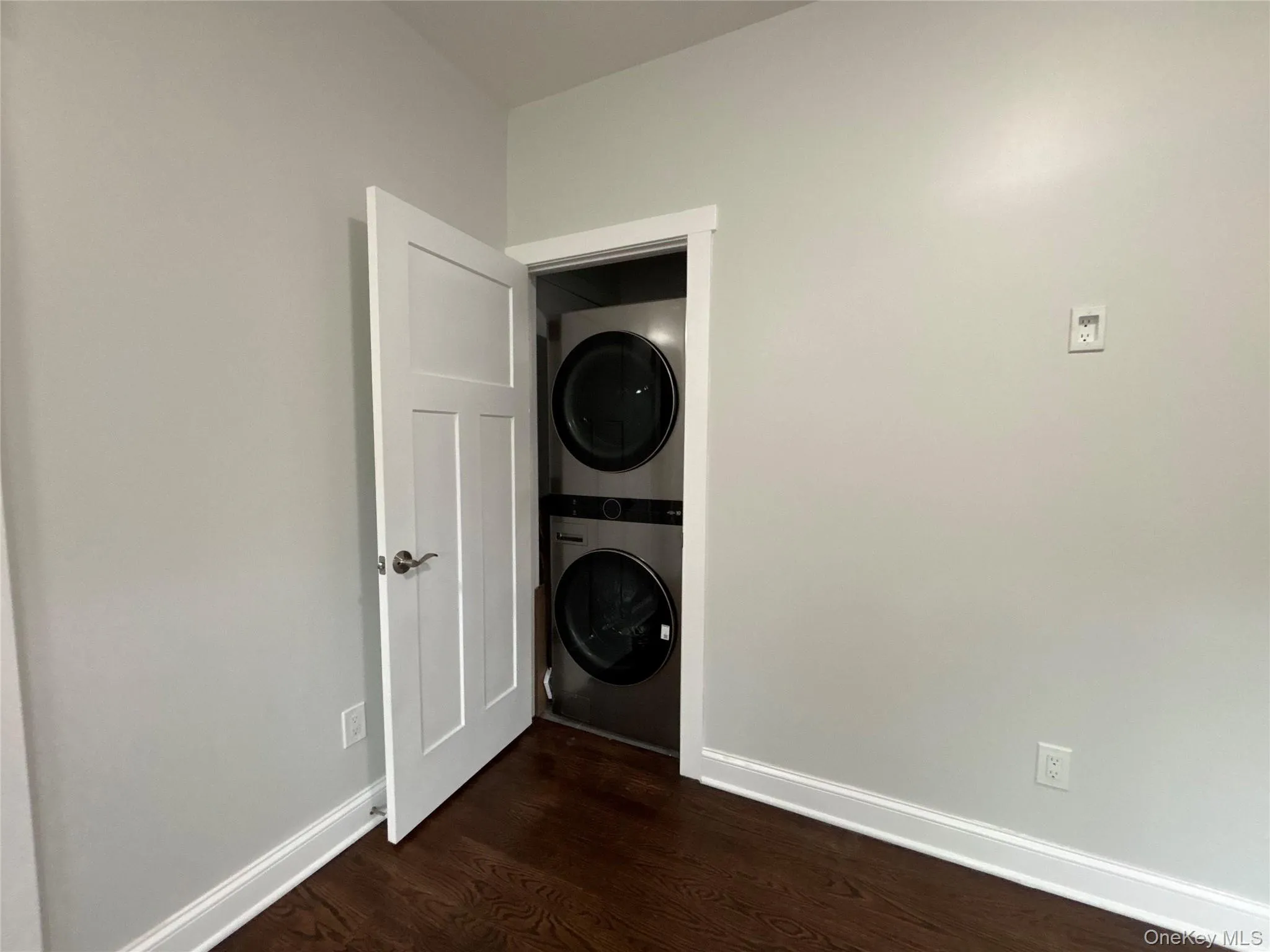 In-unit washer and dryer In-unit washer and dryer