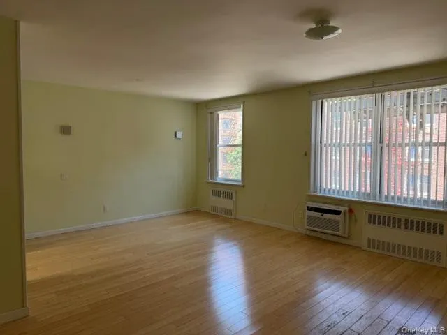 142-05 Roosevelt Avenue, New York, NY, 1 Bedroom Bedrooms, 3 Rooms Rooms,1 BathroomBathrooms,Residential,For Rent,Roosevelt,0,1007041 142-05 Roosevelt Avenue, New York, NY, 1 Bedroom Bedrooms, 3 Rooms Rooms,1 BathroomBathrooms,Residential,For Rent,Roosevelt,0,1007041