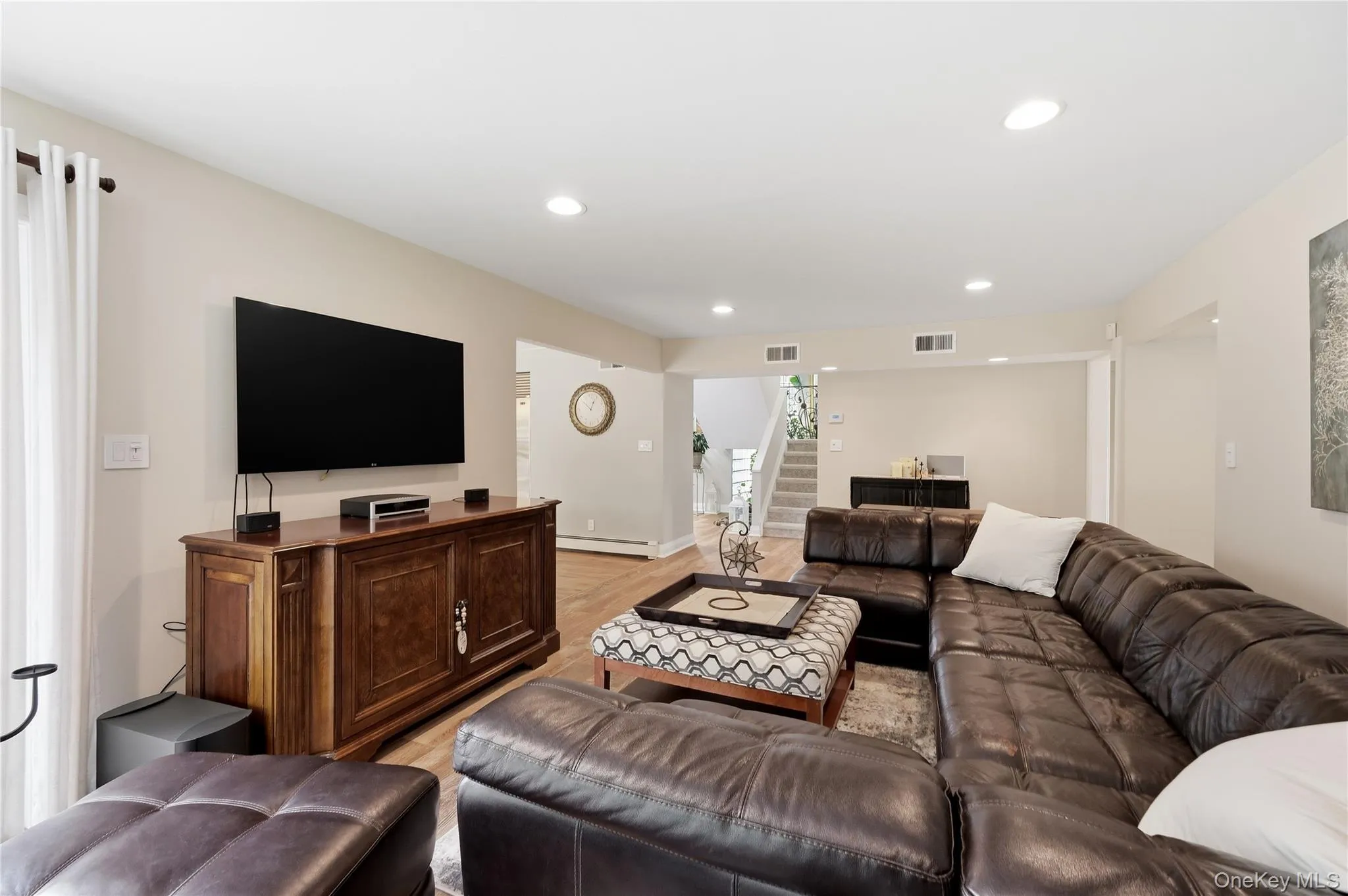 16 Wildwood Court, Islip, NY, 5 Bedrooms Bedrooms, 9 Rooms Rooms,4 BathroomsBathrooms,Residential,For Rent,Wildwood,0,1007043 16 Wildwood Court, Islip, NY, 5 Bedrooms Bedrooms, 9 Rooms Rooms,4 BathroomsBathrooms,Residential,For Rent,Wildwood,0,1007043