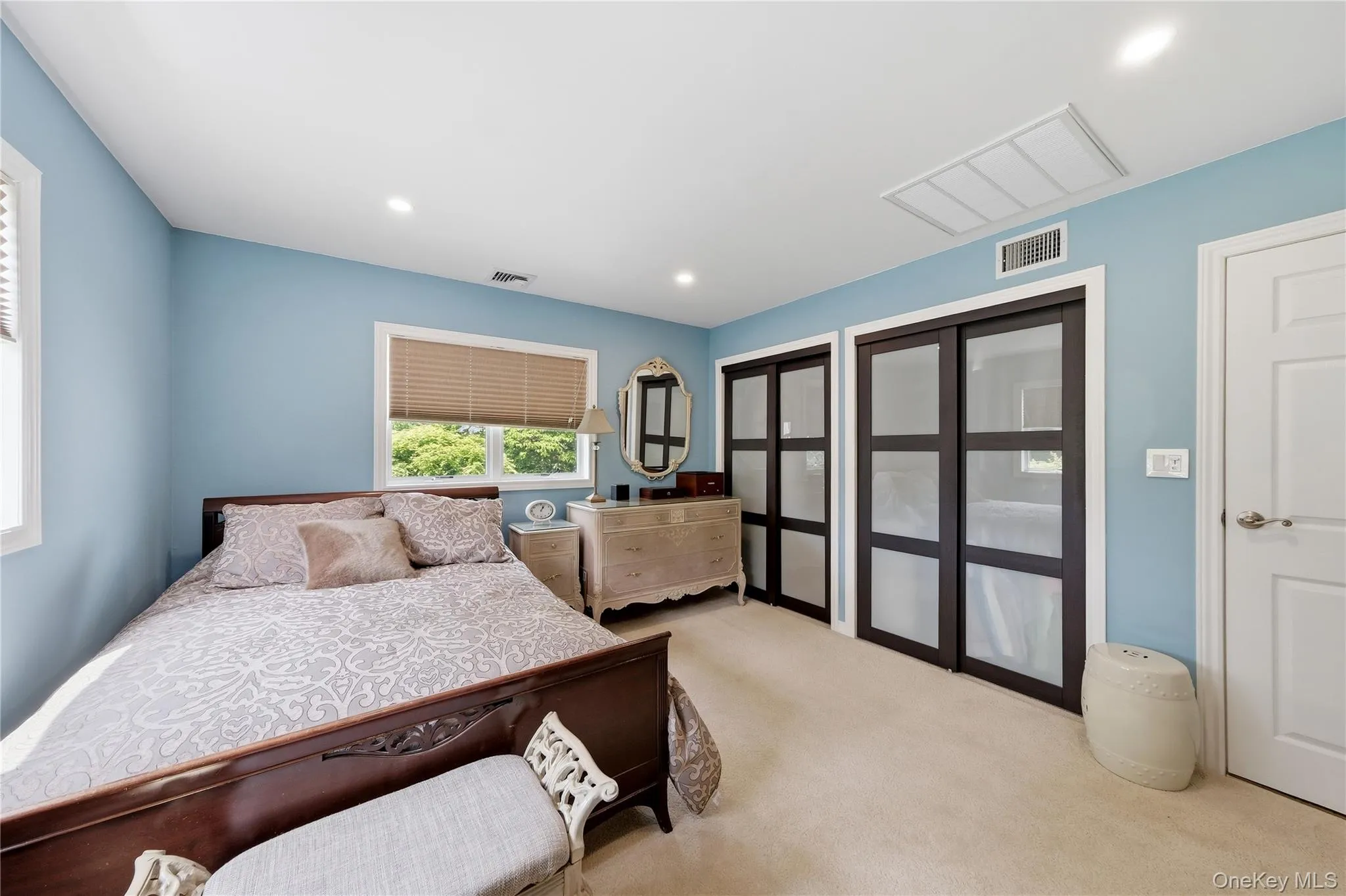 16 Wildwood Court, Islip, NY, 5 Bedrooms Bedrooms, 9 Rooms Rooms,4 BathroomsBathrooms,Residential,For Rent,Wildwood,0,1007043 16 Wildwood Court, Islip, NY, 5 Bedrooms Bedrooms, 9 Rooms Rooms,4 BathroomsBathrooms,Residential,For Rent,Wildwood,0,1007043