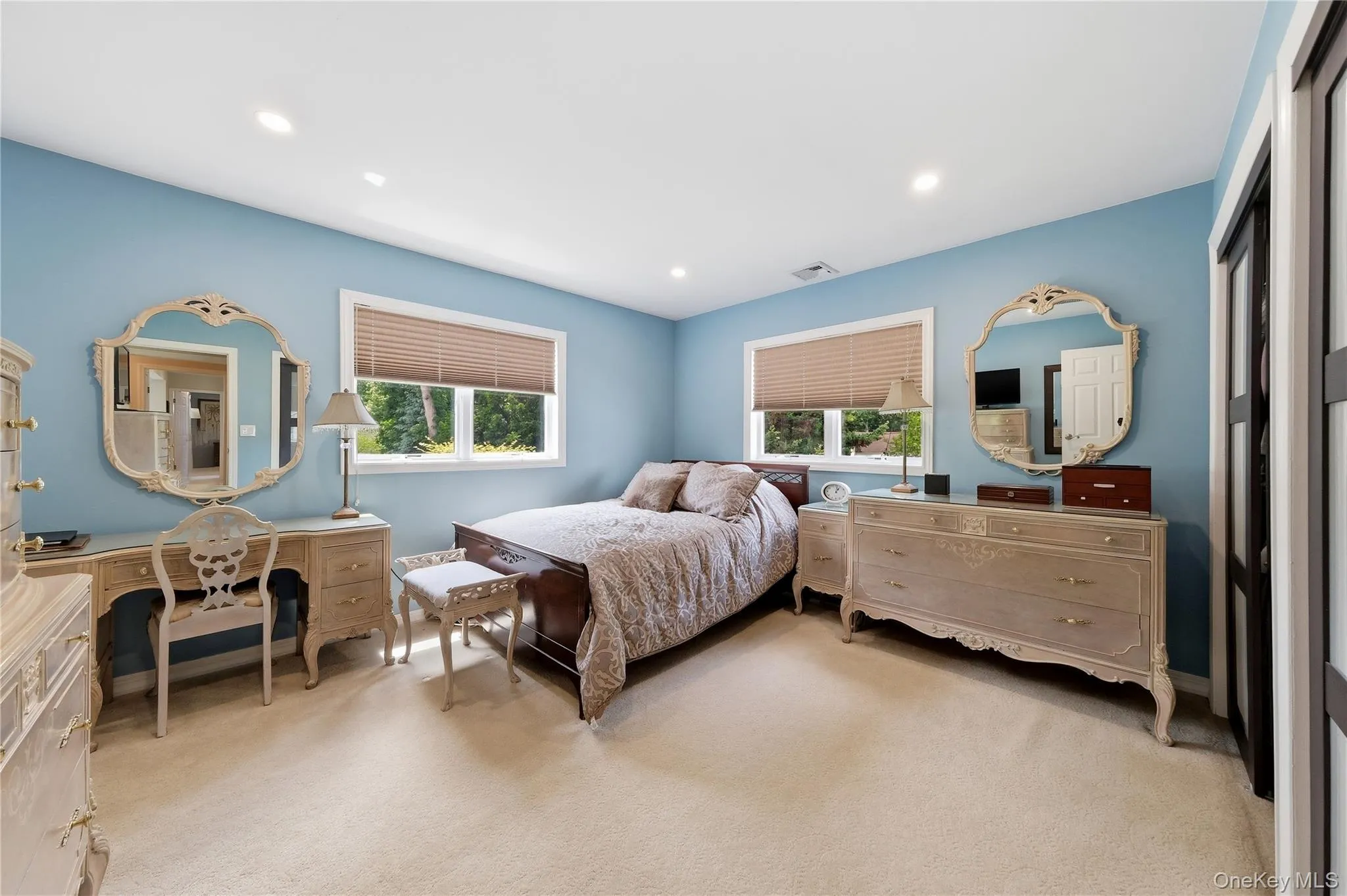 16 Wildwood Court, Islip, NY, 5 Bedrooms Bedrooms, 9 Rooms Rooms,4 BathroomsBathrooms,Residential,For Rent,Wildwood,0,1007043 16 Wildwood Court, Islip, NY, 5 Bedrooms Bedrooms, 9 Rooms Rooms,4 BathroomsBathrooms,Residential,For Rent,Wildwood,0,1007043